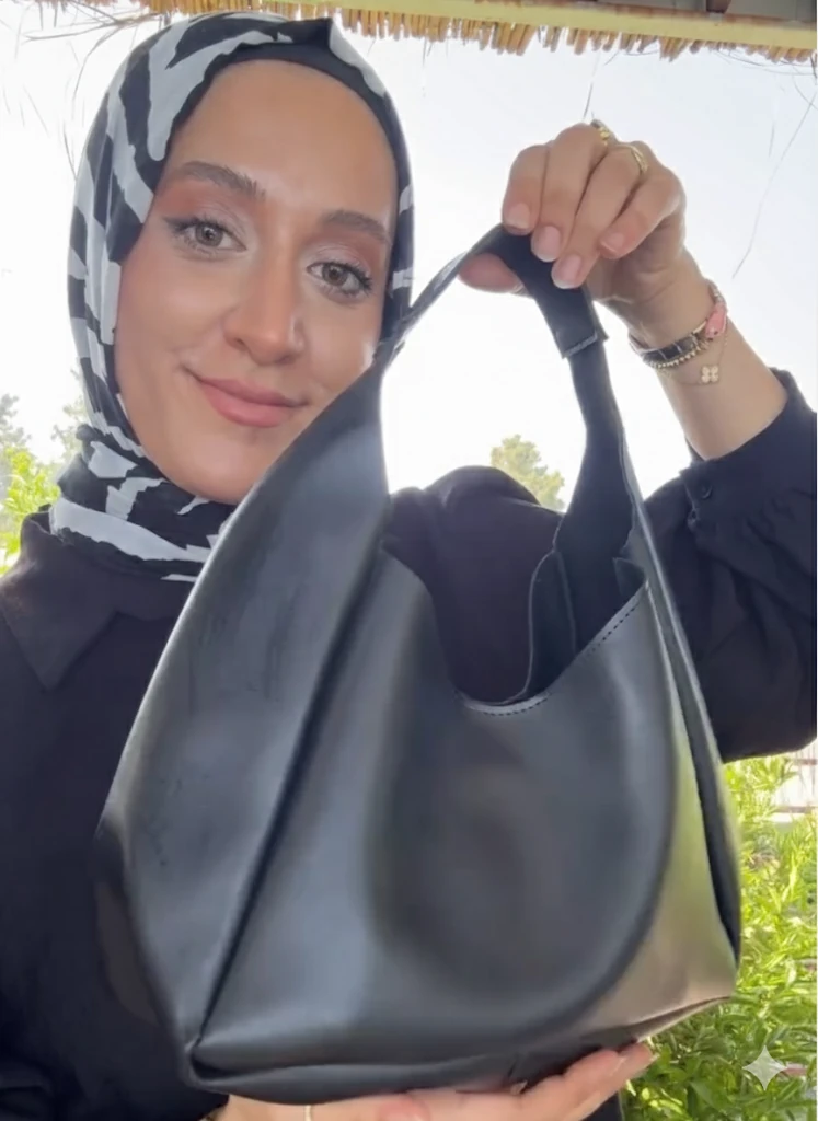 Baggy Siyah Omuz Çantası 