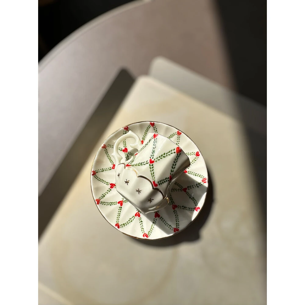 2li Kırmızı Kalpli el yapımı altın işlemeli 2 kişilik özel gün porselen fincan set