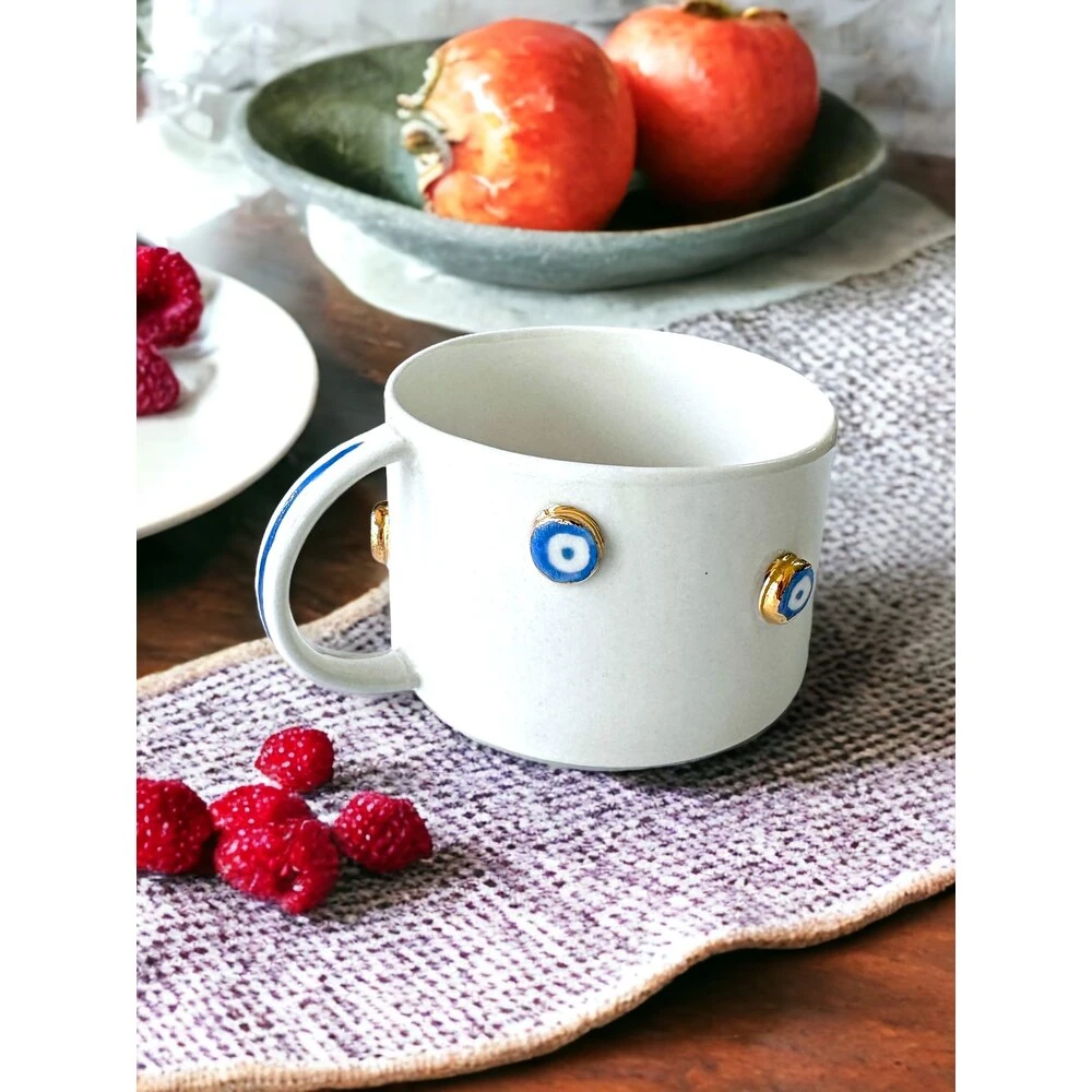 Bodur Kemgöz Elyapımı Altın İşlemeli Kulplu Porselen Kupa