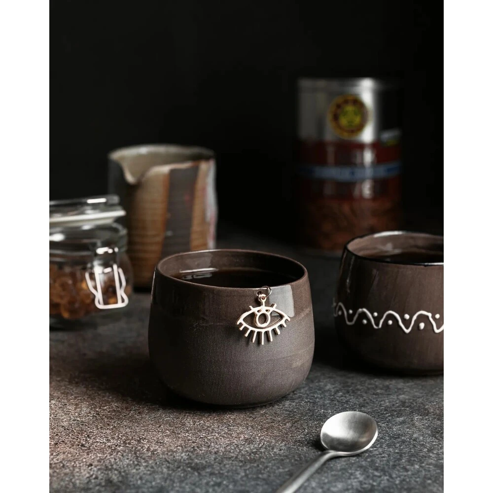 İnanna Sümer Elyapımı Göz Charmlı Porselen Kulpsuz Kahve Çay Kokteyl Kupa Kadeh Bardak