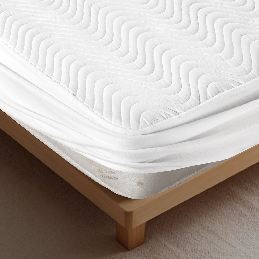Luna Kapitone Sıvı Geçirmez Fitted Alez 120x200 cm Beyaz