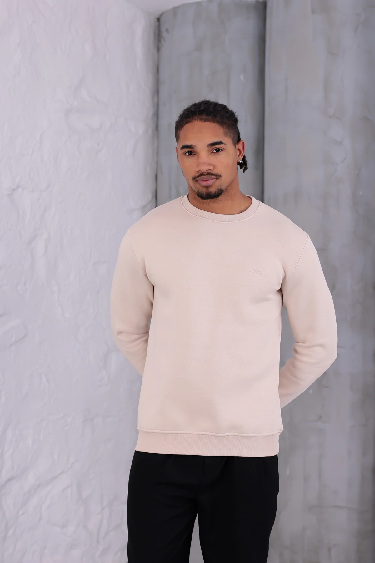 Sıfır4 Comfort Fit 3 İplik Şardonlu Sweatshirt krem