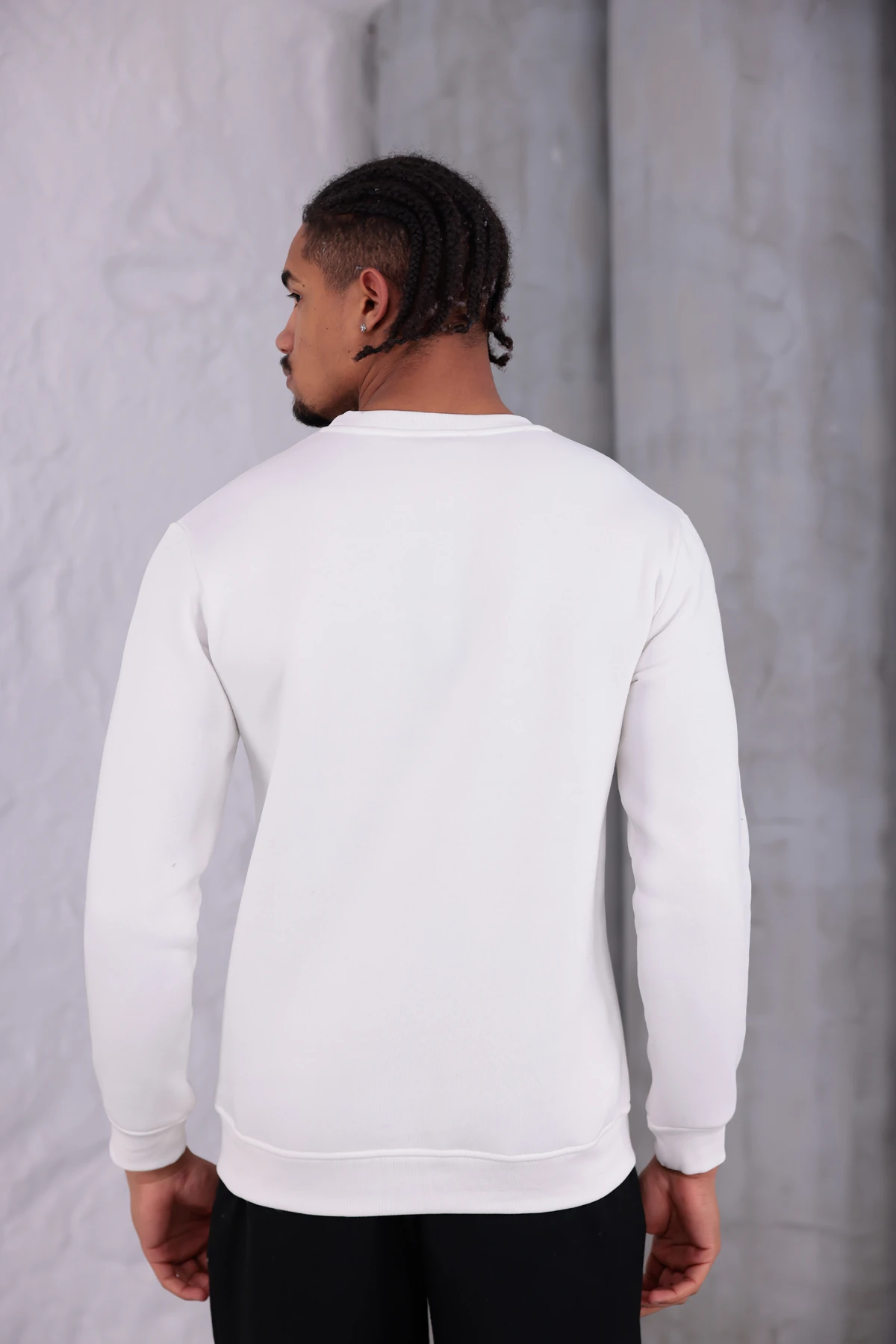 Sıfır4 Comfort Fit 3 İplik Şardonlu Sweatshirt  beyaz 