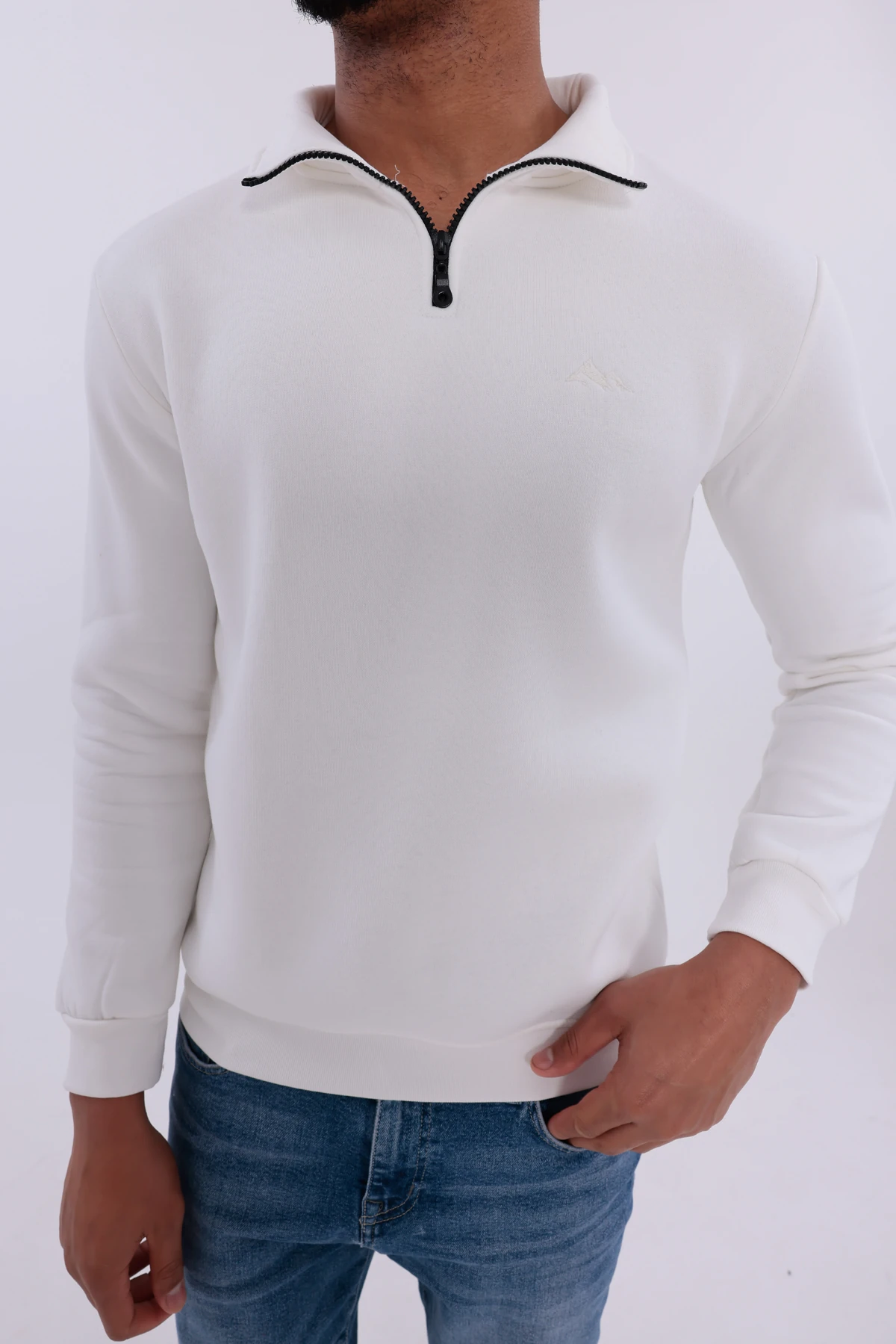 Sıfır4 Yarım Fermuarlı 3 iplik şardonlu  Sweatshirt Beyaz