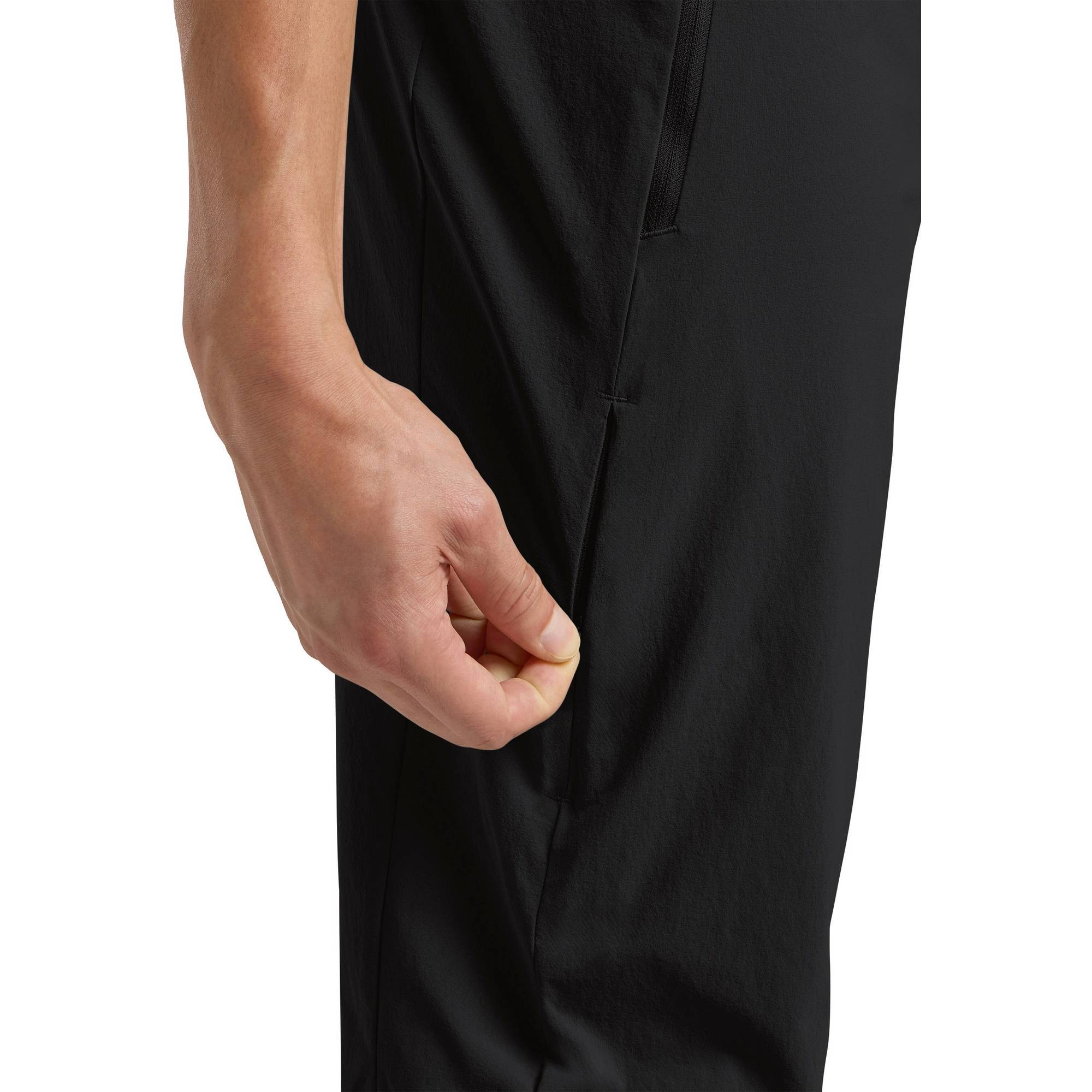 Jack Wolfskin HIKEOUT - Wanderhose Herren - black A63924_600_B25