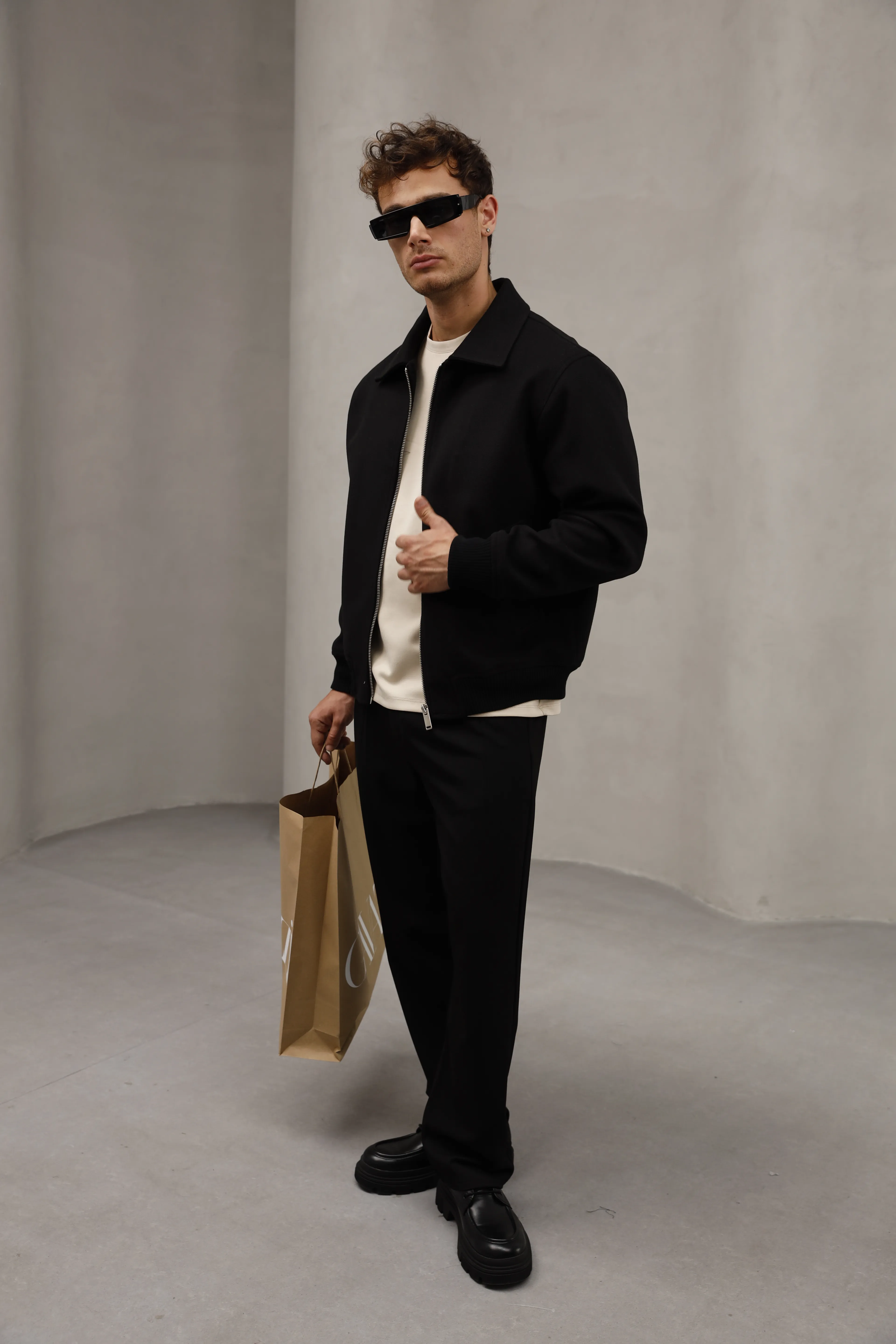 GVZ1062 Ribanalı Kaşe Mont