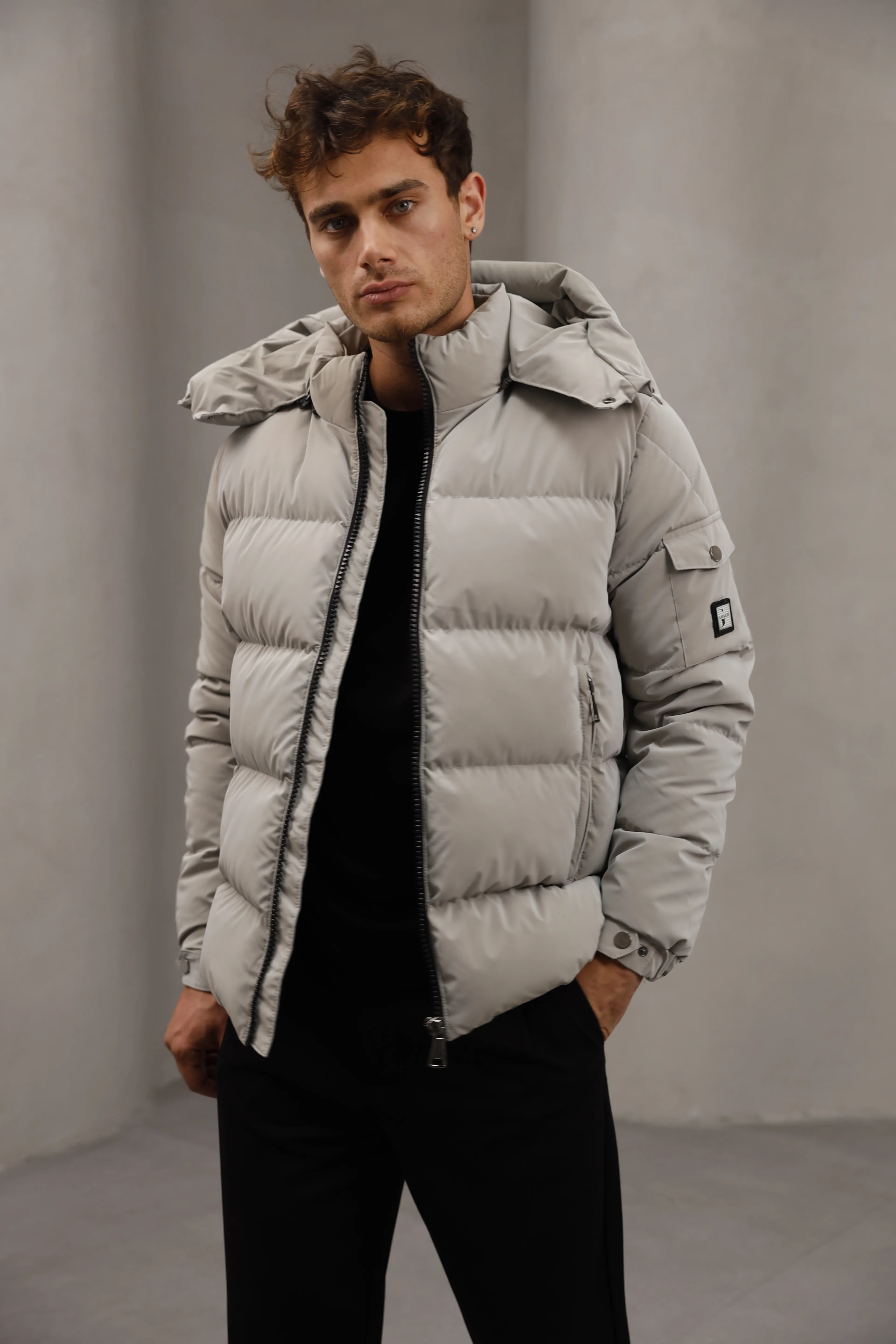 GVZ1021 Gavazzi Nova Şişme Mont