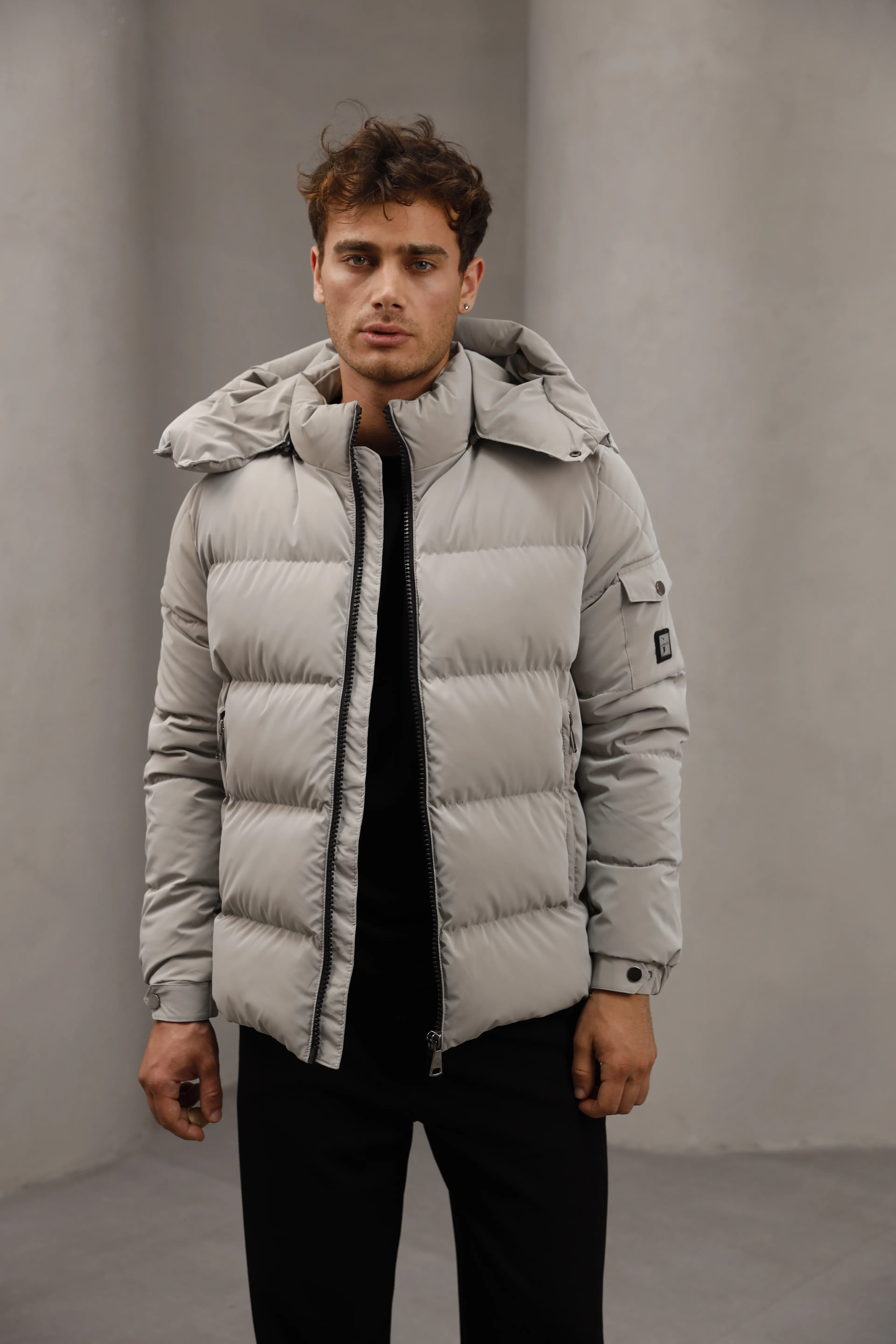 GVZ1021 Gavazzi Nova Şişme Mont