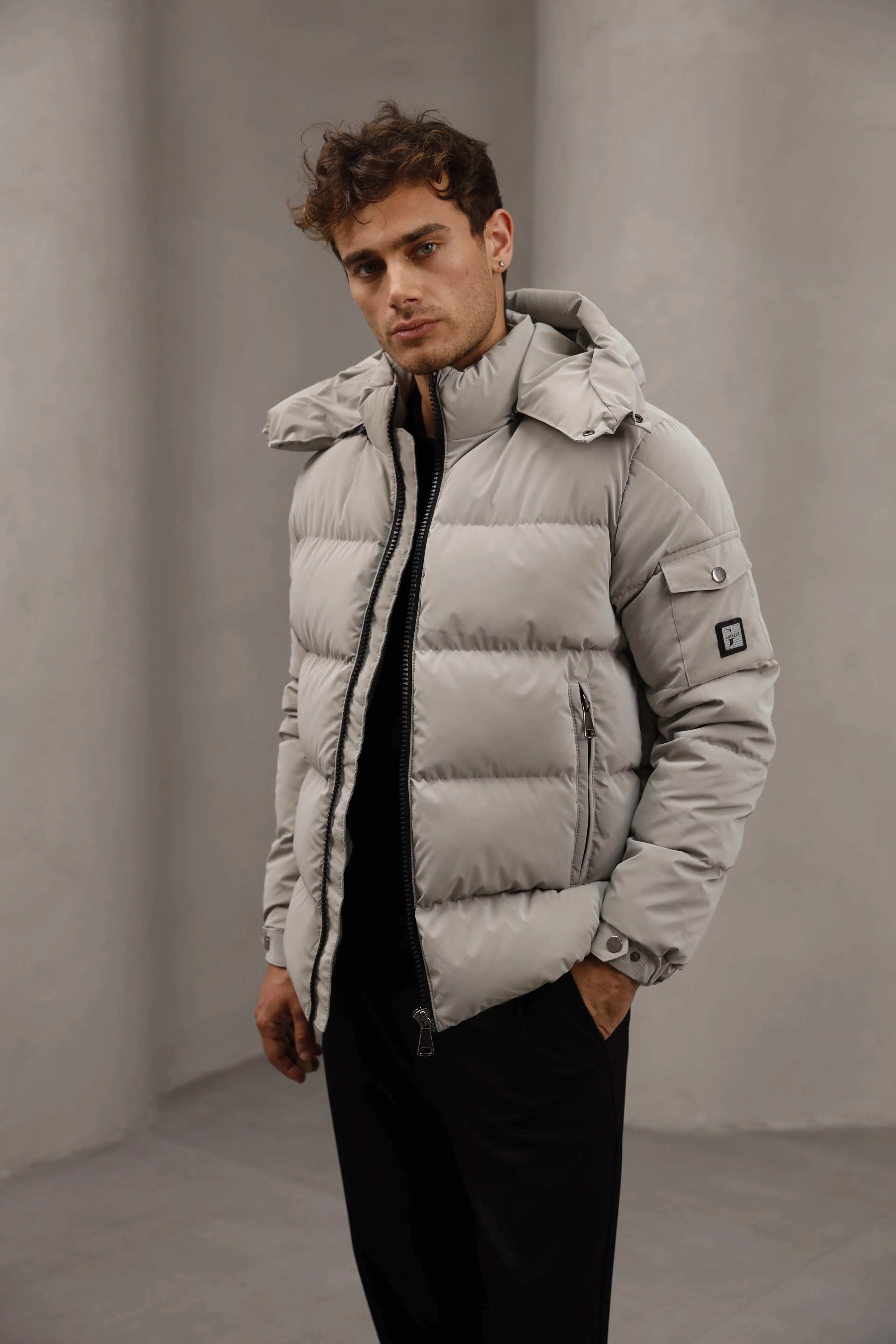 GVZ1021 Gavazzi Nova Şişme Mont