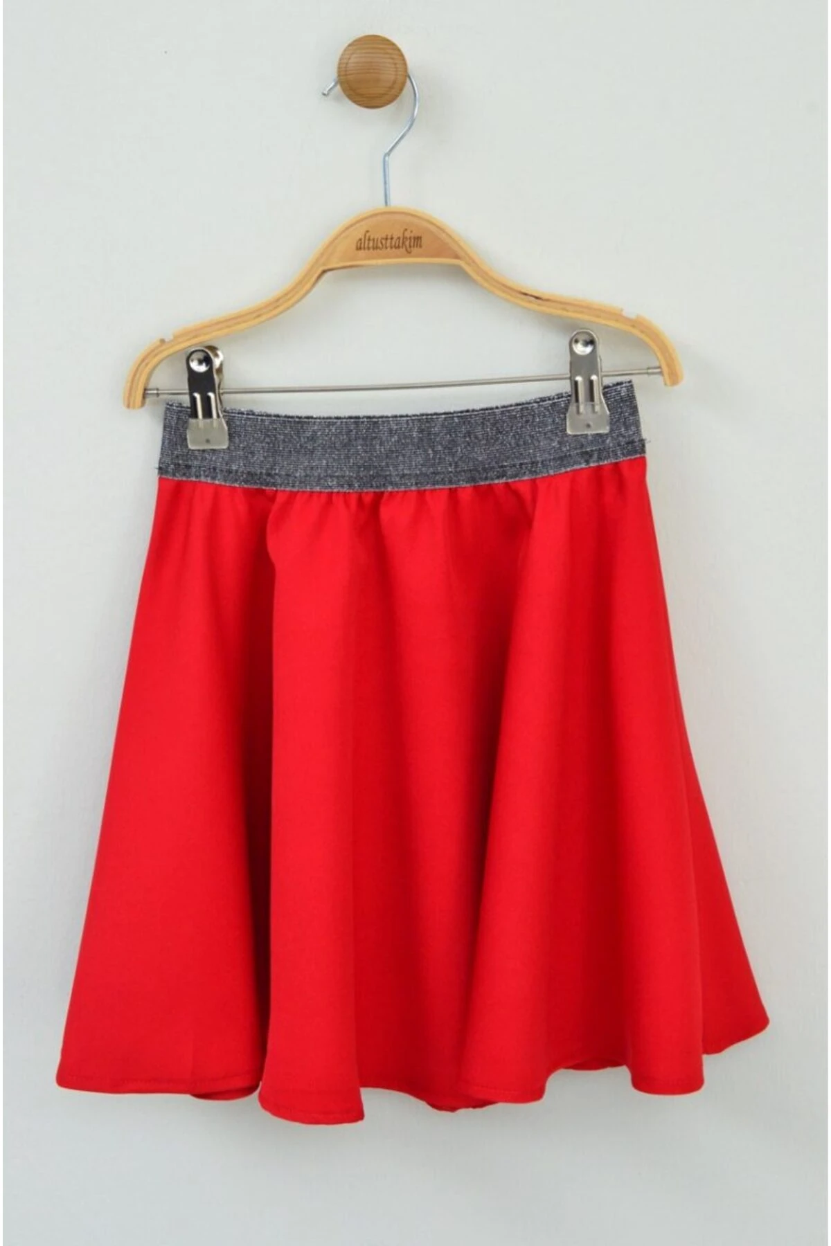 23 Nisan Özel Beli Simli Lastikli Volanlı Etek (5-14 Yaş)