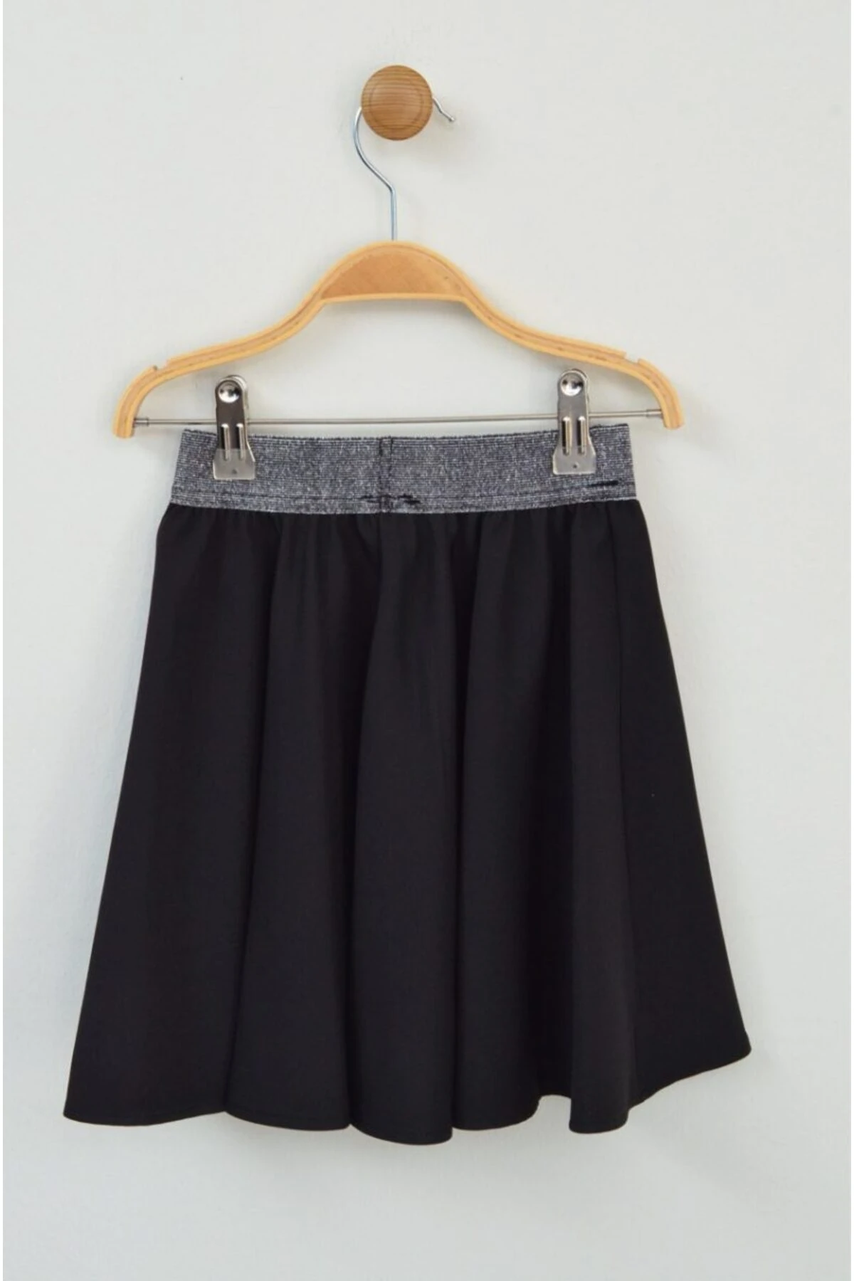 23 Nisan Özel Beli Simli Lastikli Volanlı Siyah Etek (5-14 Yaş)
