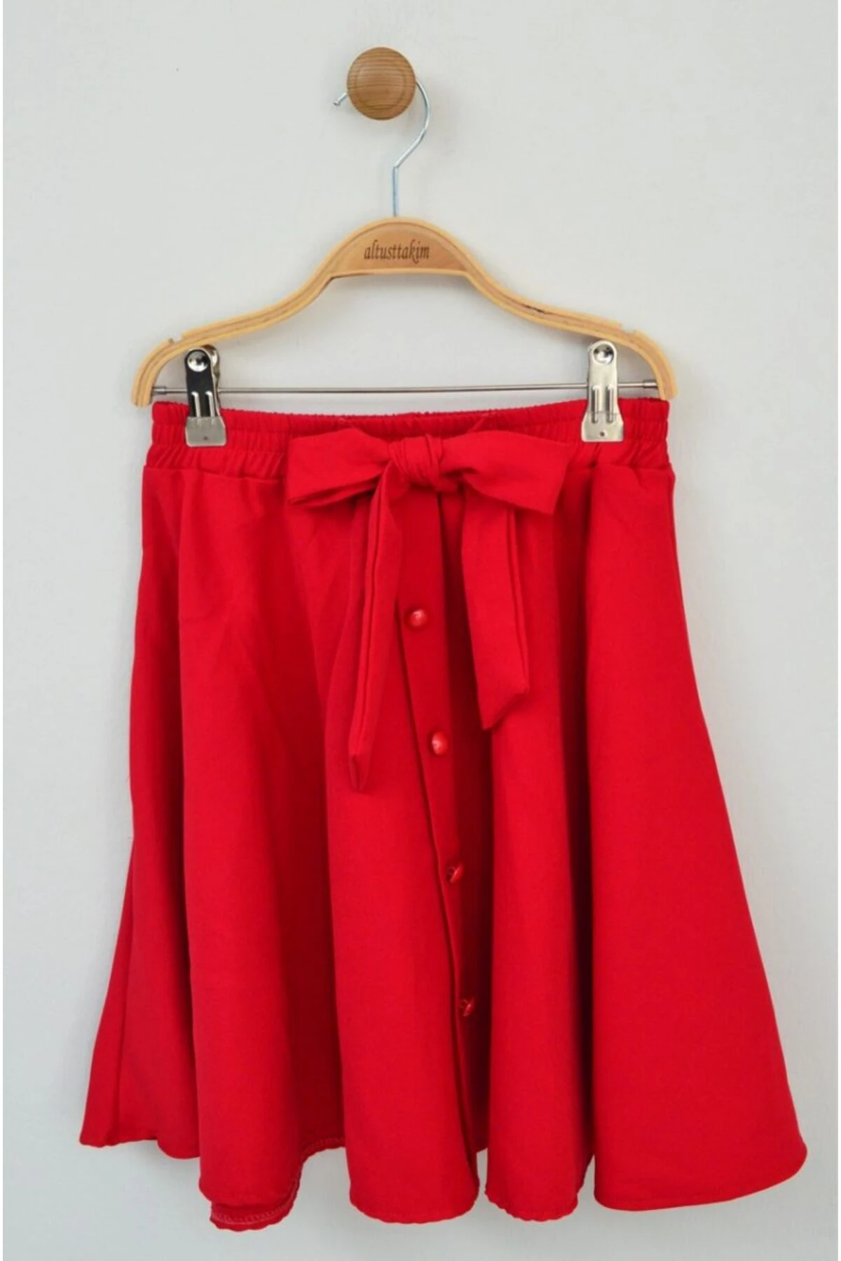 23 Nisan Kırmızı Bağlama Detaylı Düğmeli Kız Çocuk Etek (5-16 Yaş)