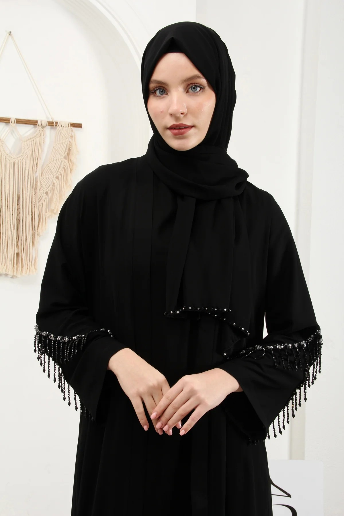 Nisa Abaya