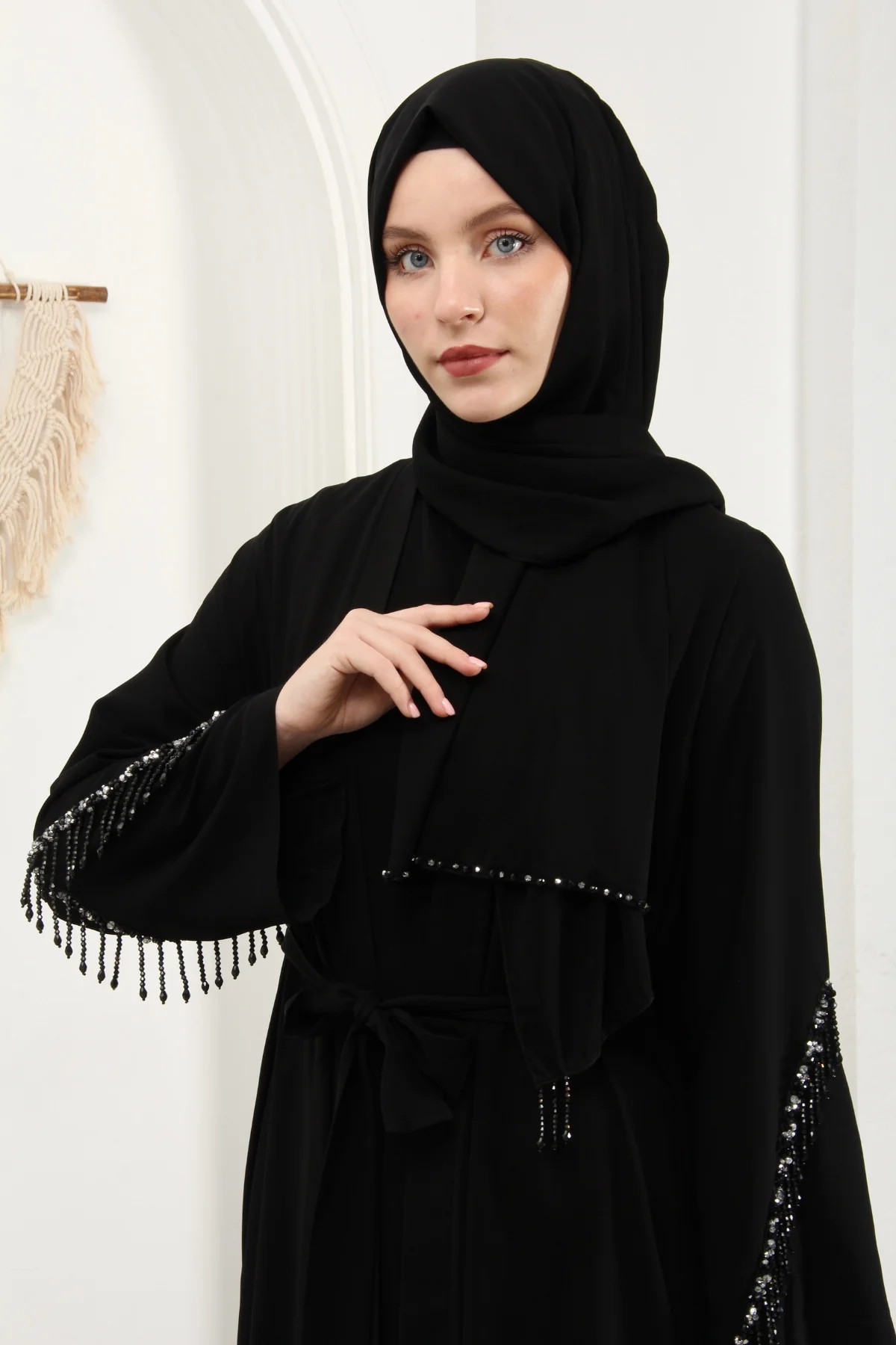 Nisa Abaya