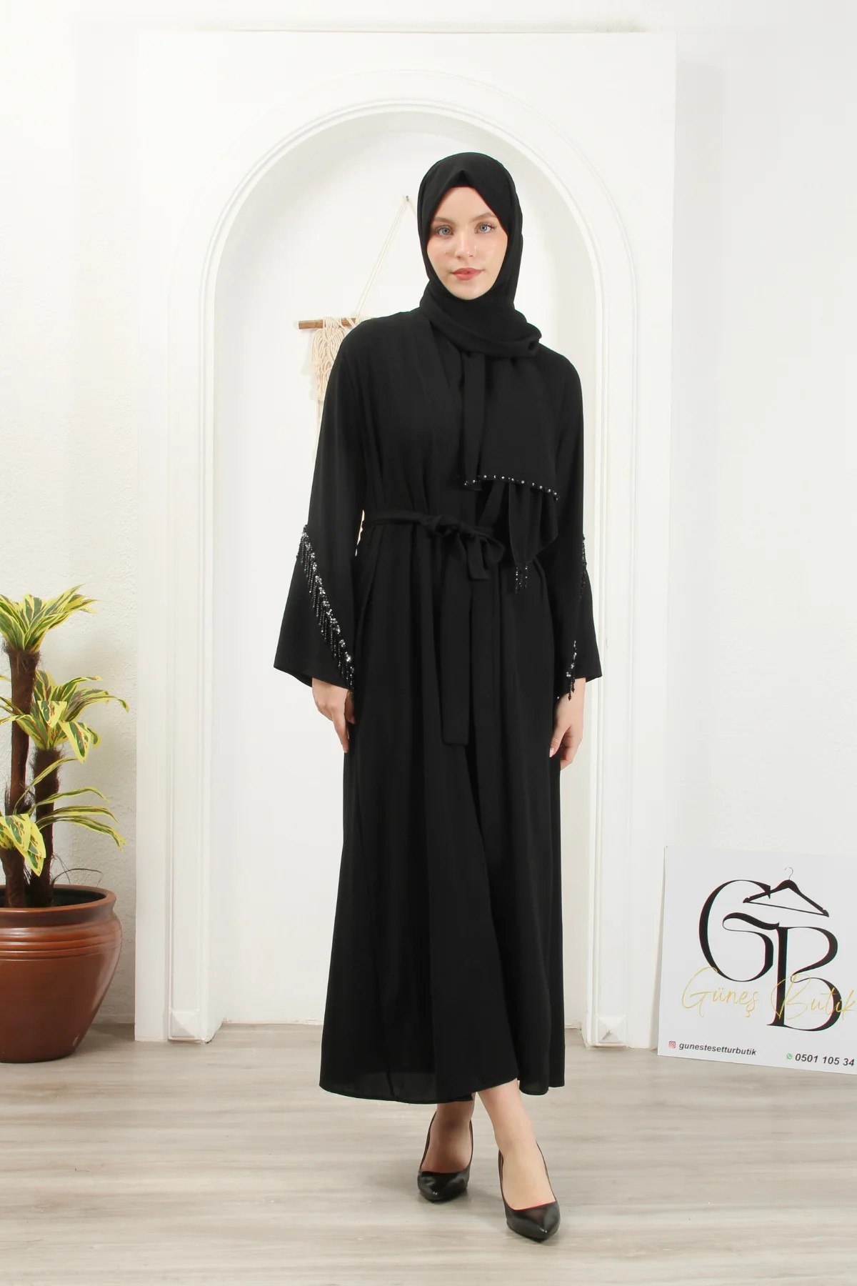 Nisa Abaya