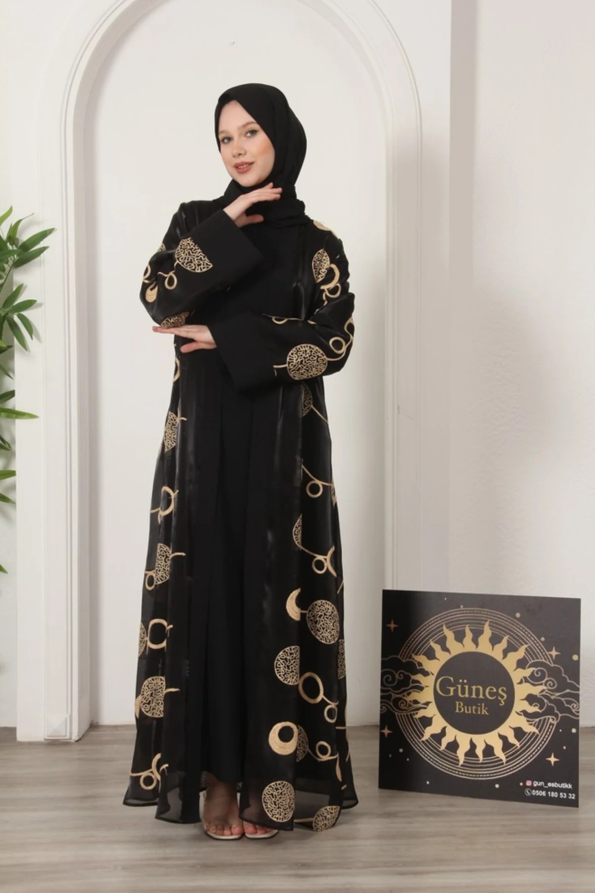 Güneş Abaya