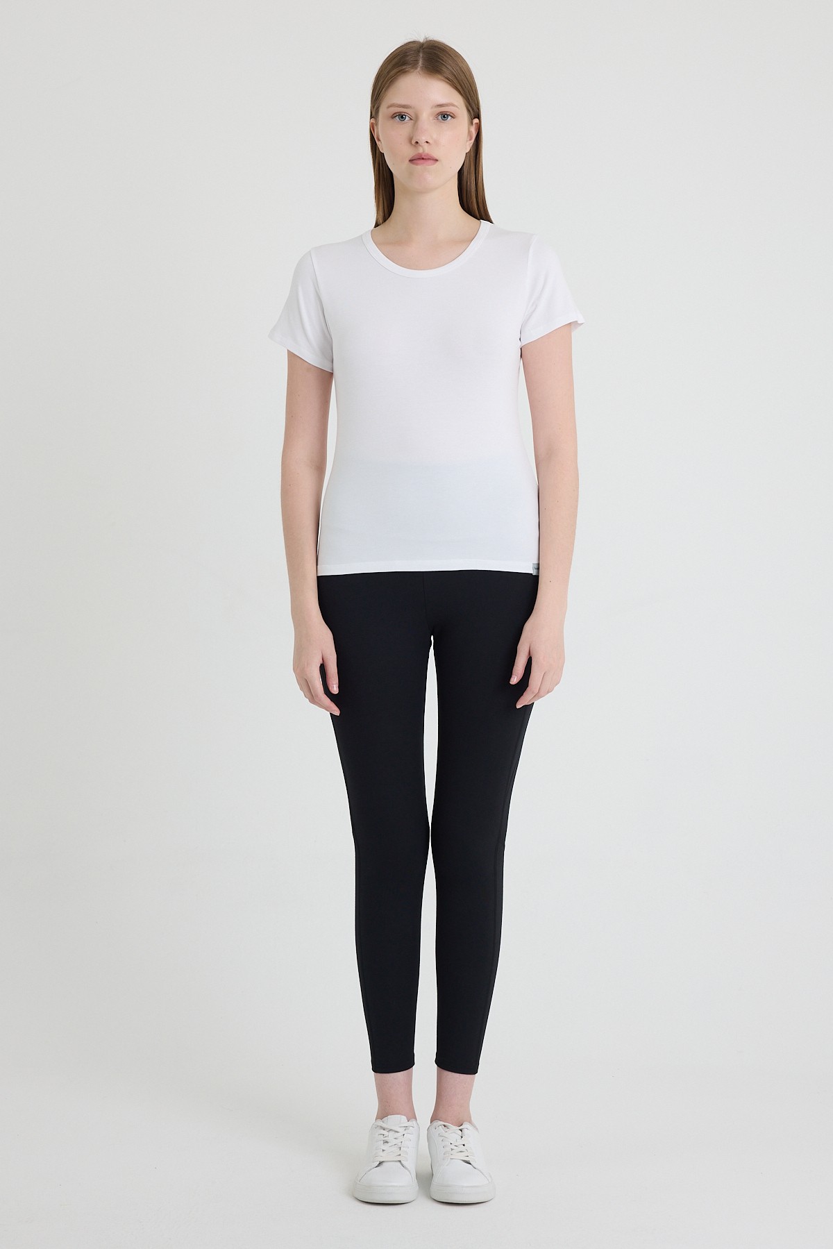Sıfır Yaka Bambu Kadın Tişört - Solid White