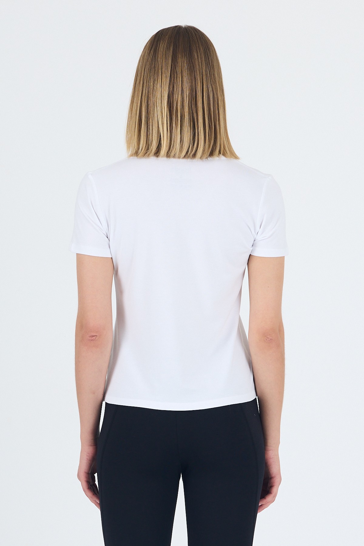 V Yaka Bambu Kadın Tişört - Solid White