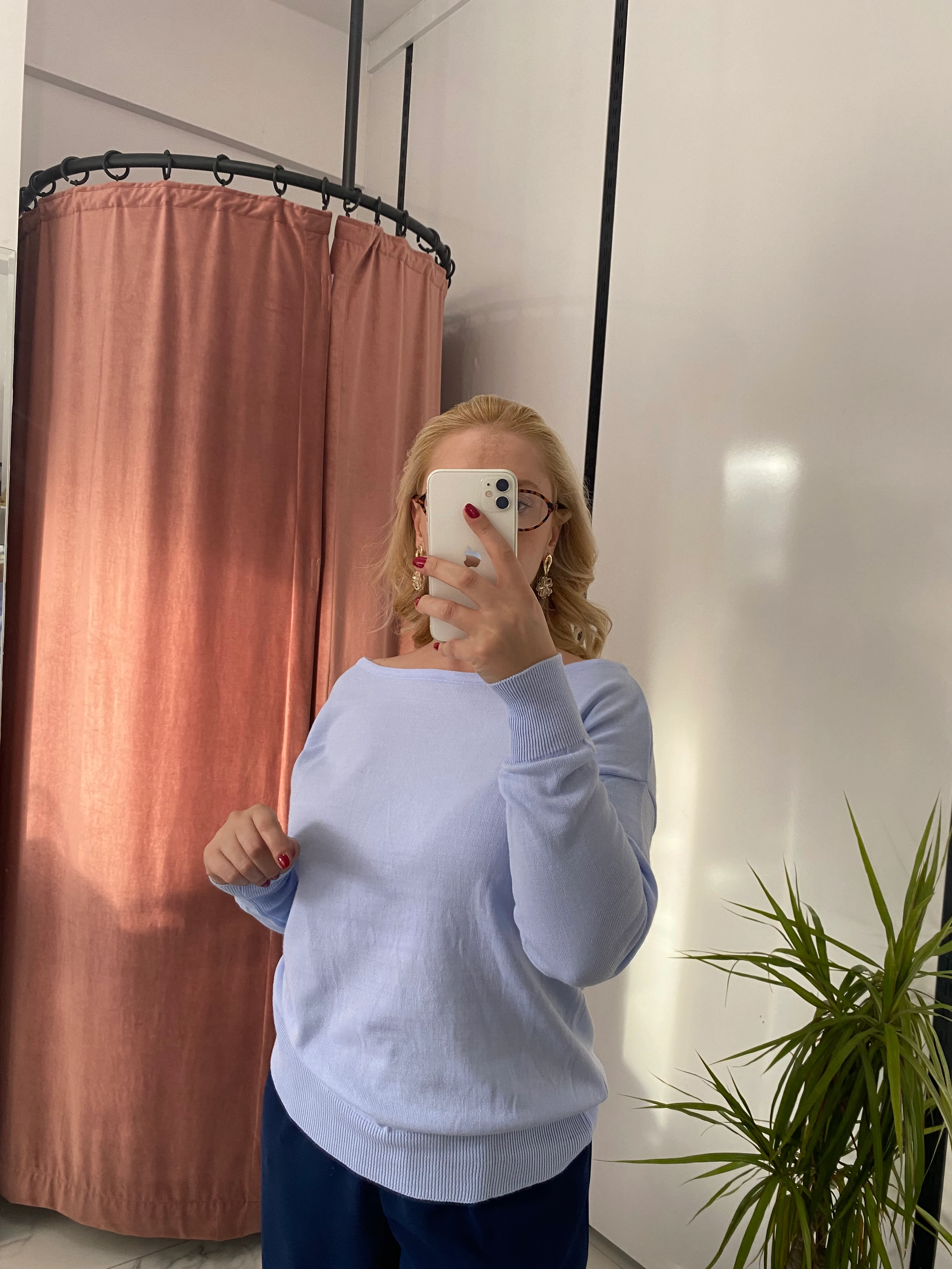 MAVİ KAYIK YAKA İNCE KAZAK