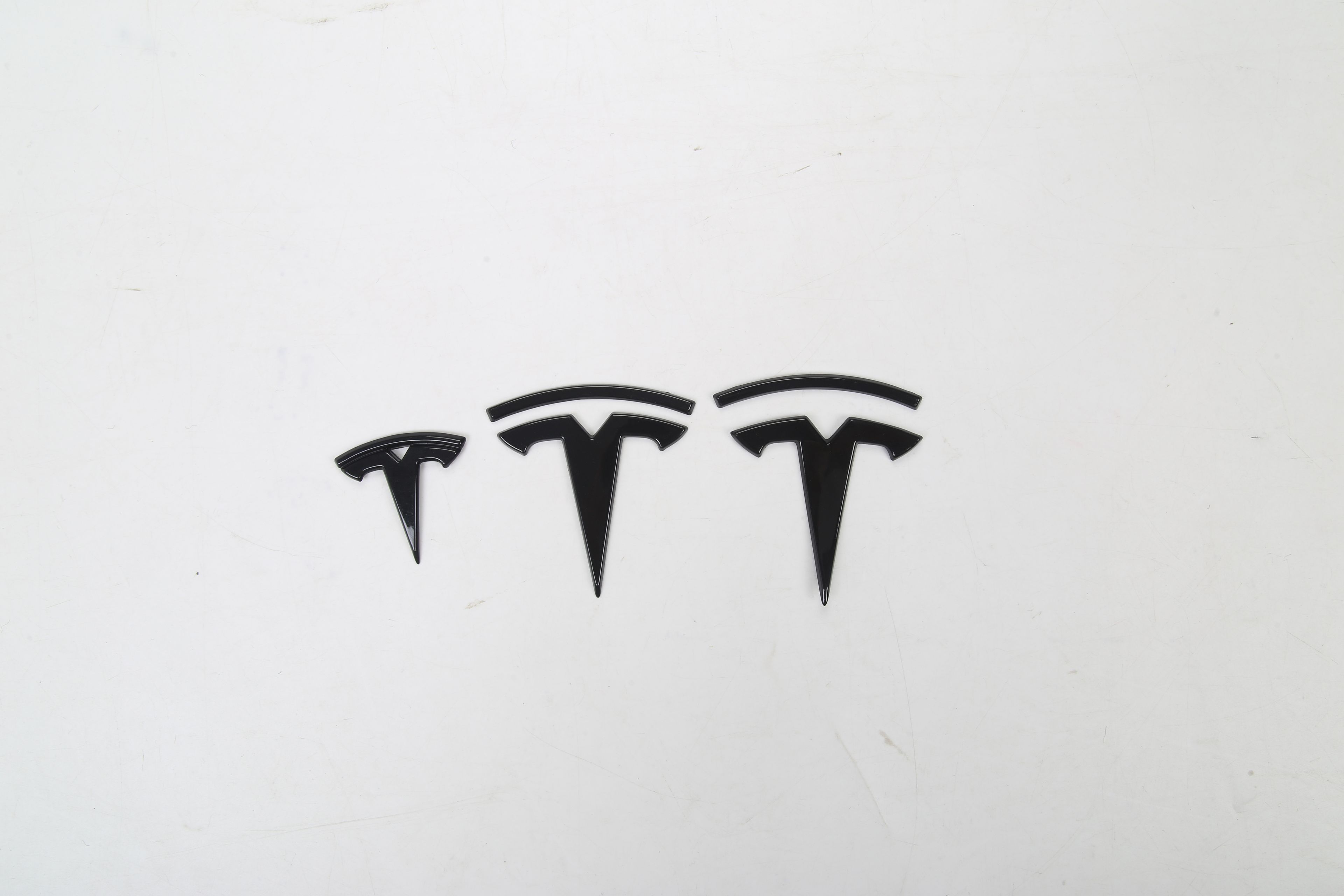 Tesla Model Y ile Uyumlu T Logosu (Ön Kaput + Arka Bagaj + Direksiyon Simit) 
