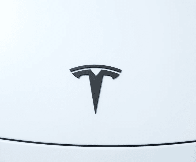 Tesla Model Y ile Uyumlu T Logosu (Ön Kaput + Arka Bagaj + Direksiyon Simit) 