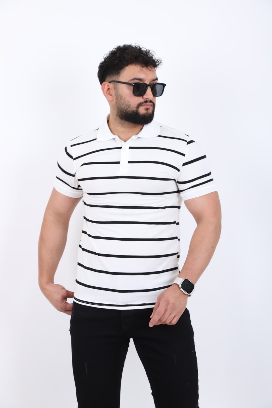 Polo Yaka İnce Çizgili T-shirt - Siyah
