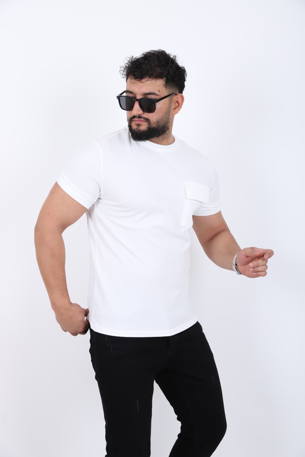 Cep Detaylı Bisiklet Yaka T-shirt