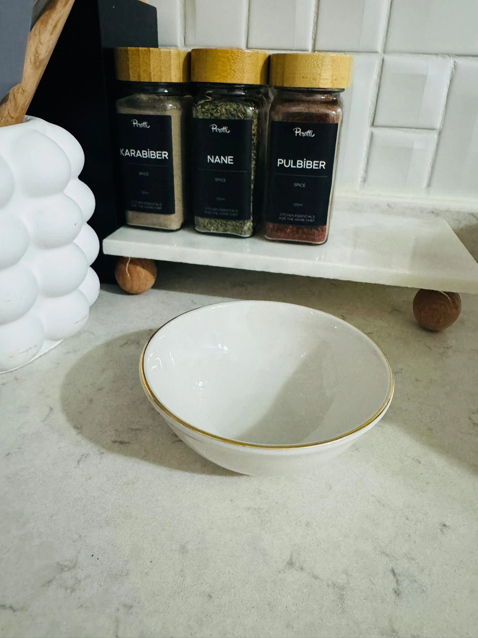 FARİKA ALTIN 6 ADET YALDIZLI 10 CM KAHVALTILIK, SUNUMLUK ŞIK JOKER KASE