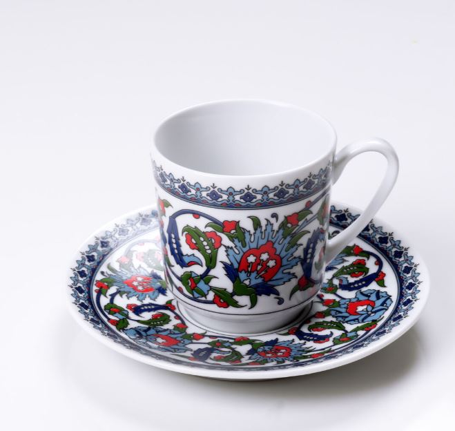 GÜRAL PORSELEN TOPKAPI MODELİ 6 KİŞİLİK 12 PARÇA FİNCAN TAKIMI