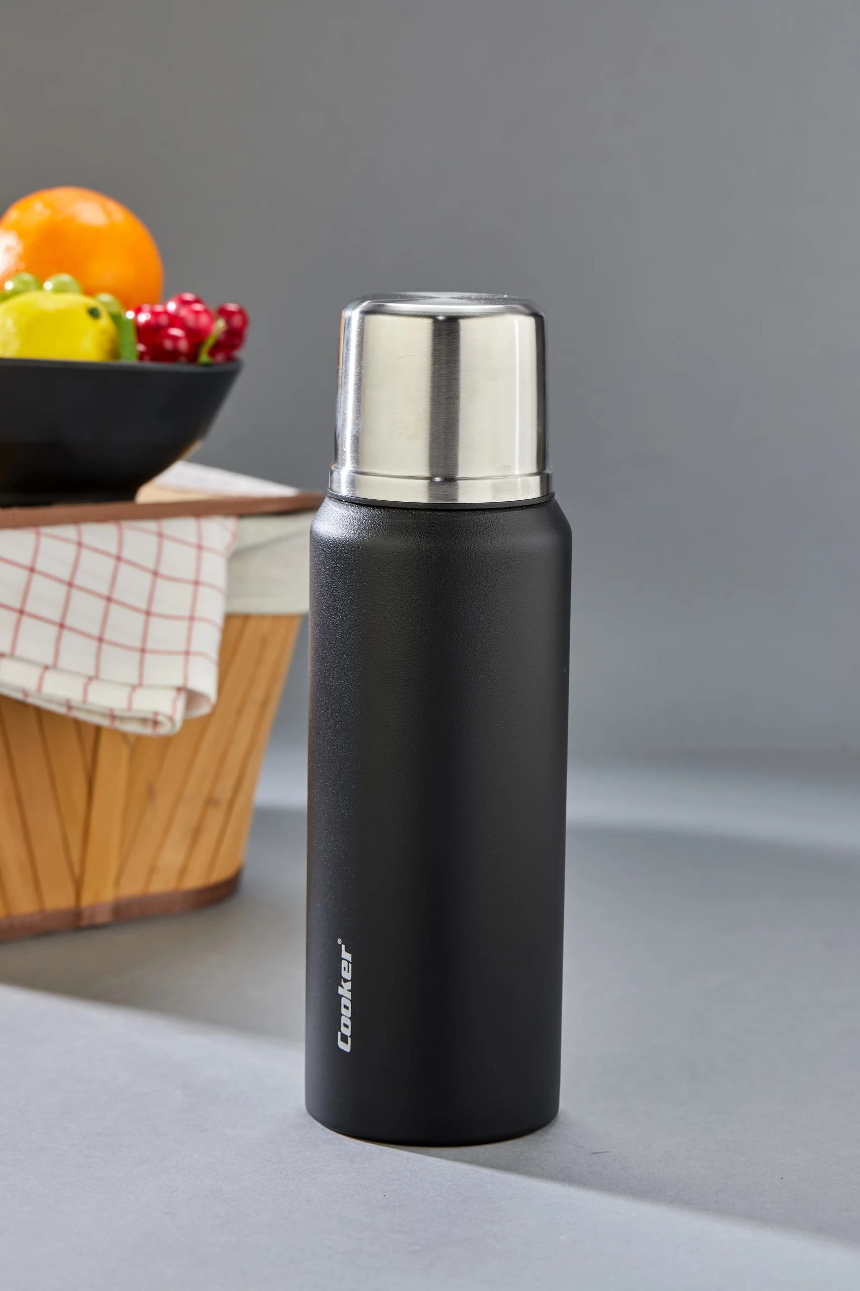 COOKER 750 ML SİYAH  TERMOS 24 SAT SICAK 48 SAAT SOĞUK