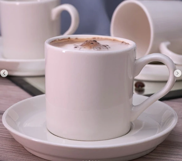 FARİKA ZÜHRE  MODELİ 6 KİŞİLİK PORSELEN FİNCAN TAKIMI