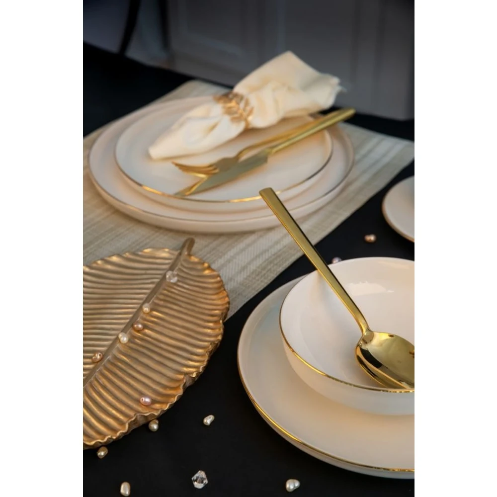 FARİKA ZÜHRE ALTIN YALDIZLI 24 PARÇA SAF PORSELEN YEMEK TAKIMI