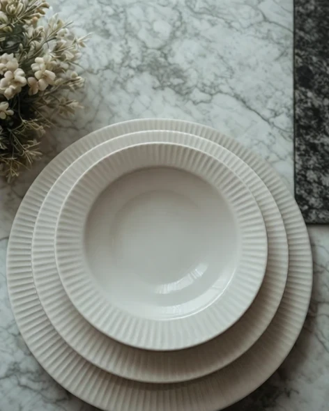 FARİKA ELİF MODEL  24 PARÇA  PORSELEN  YEMEK TAKIMI