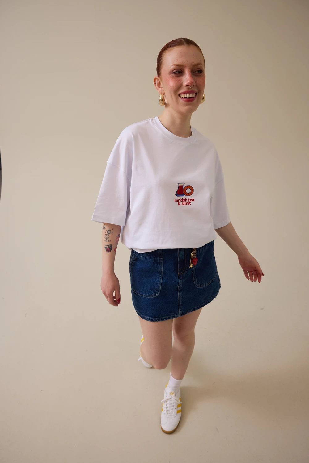 Çay Simit Baskılı Oversize Tişört