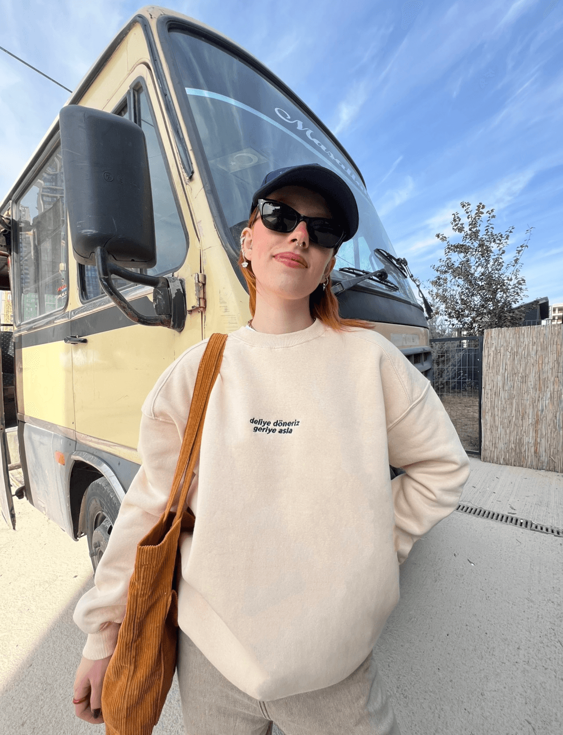 Deliye Döneriz Oversize Sweat
