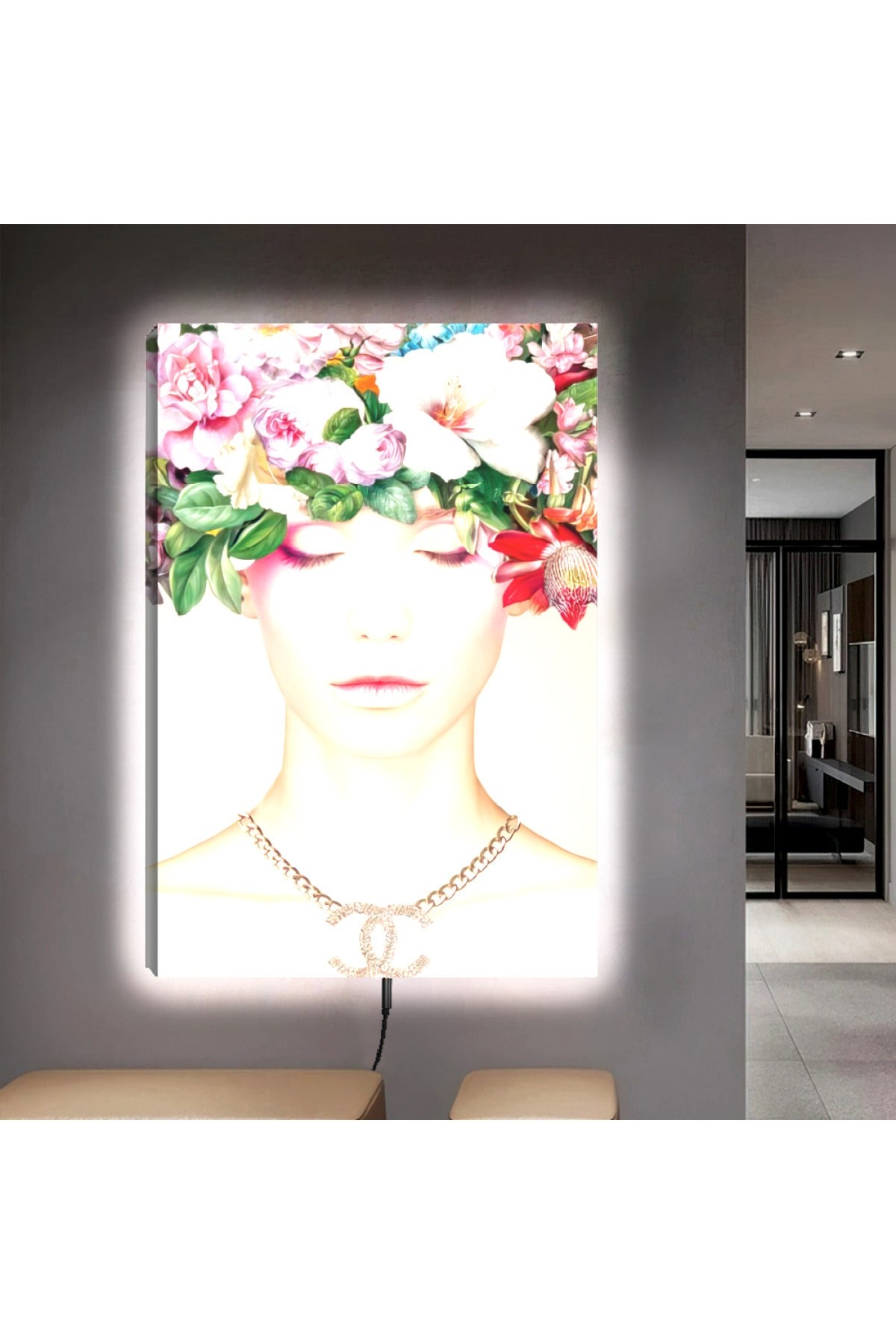 Modern Ledli Genç Kadın Ahşap Şase Dijital Baskı Kanvas Tablo 90X60Cm