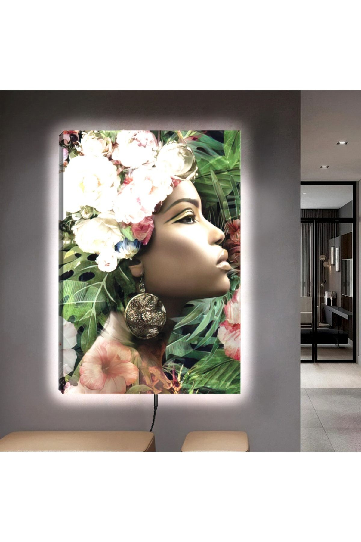 Ledli 90x60 Afrikalı Genç Kadın Kanvas Tablo