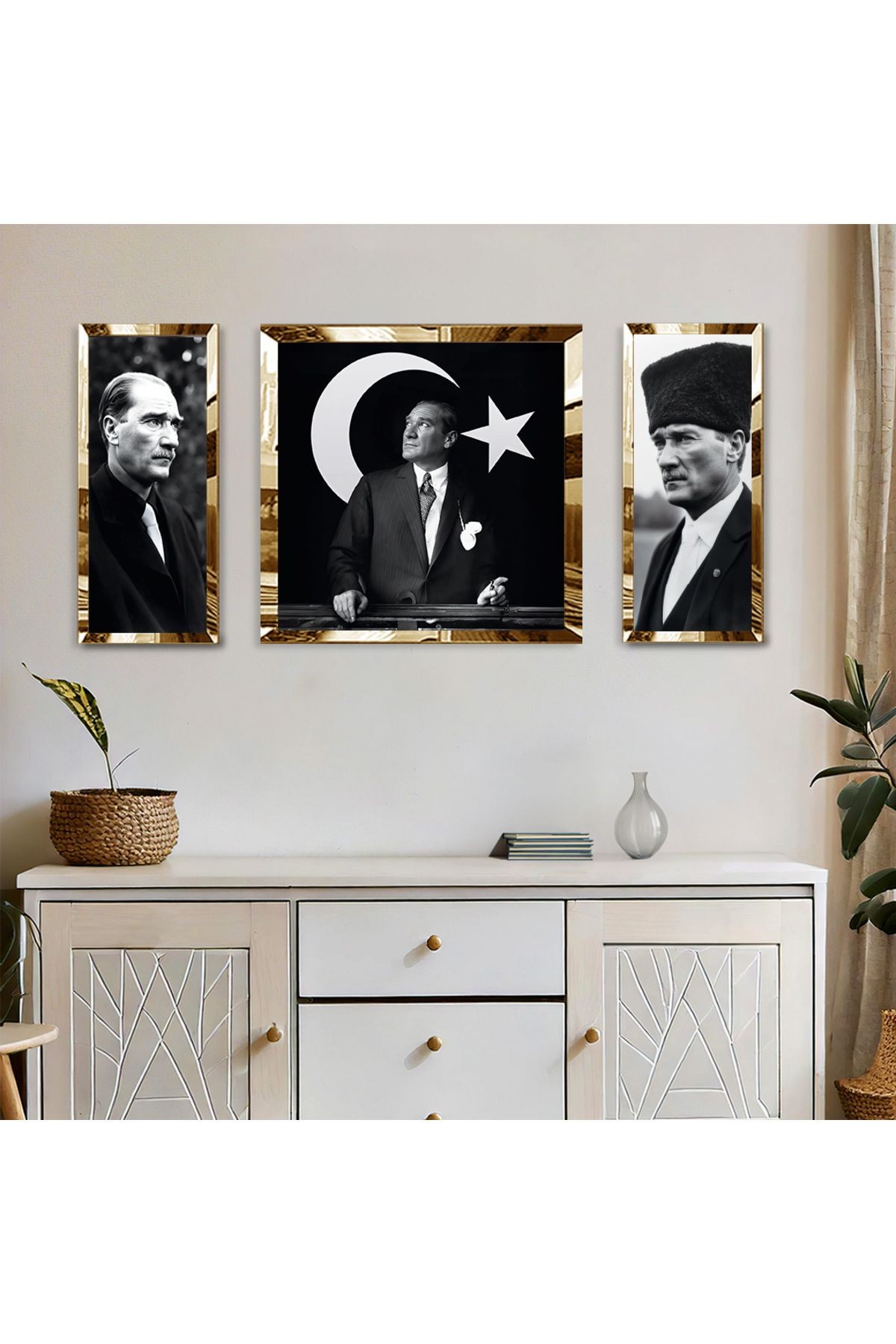 Gold Aynalı Pleksi Çerçeveli Siyah Beyaz Atatürk Ve Ay Yıldız Kare Tablo Seti