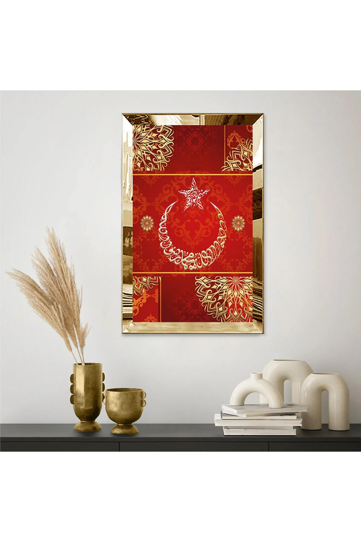 Gold Aynalı Pleksi Çerçeveli Kırmızı Arka Planlı Ay Yıldız Mdf Tablo