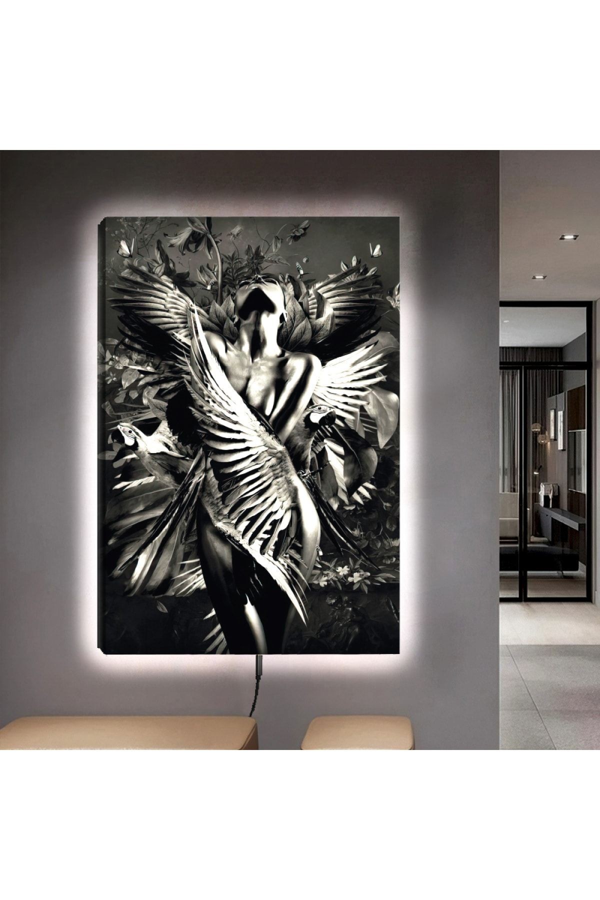 Ledli 90x60 Genç Kadın Kanvas Tablo
