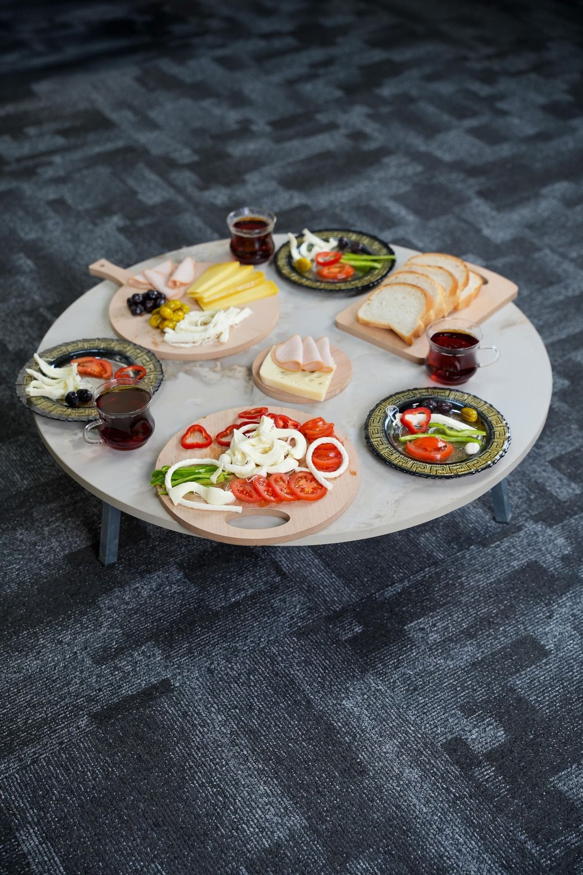 Metal Katlanır Ayaklı Kamp Bahçe Ev için Yuvarlak Yer Sofrası