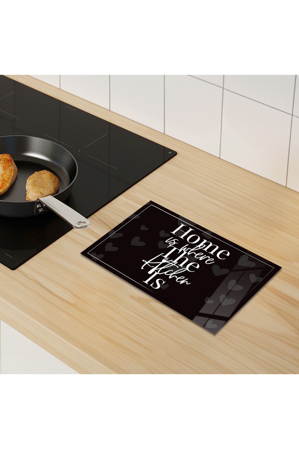 Cam Kesme Tahtası Kalpli "Home Is Where The Kitchen Is" Yazılı