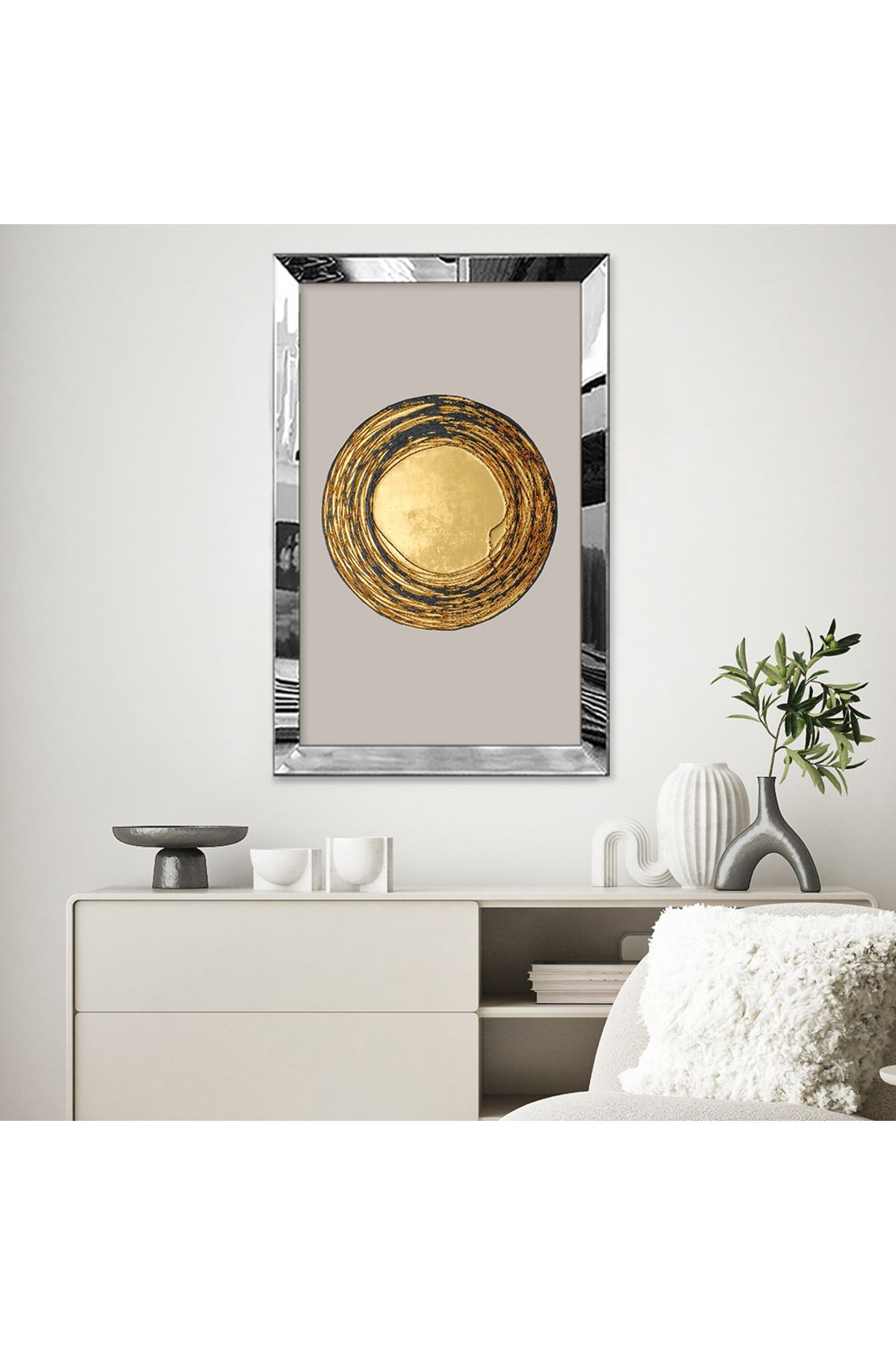 Gümüş Aynalı Pleksi Çerçeveli Beyaz Arka Planlı Gold Daire Görseli Mdf Tablo