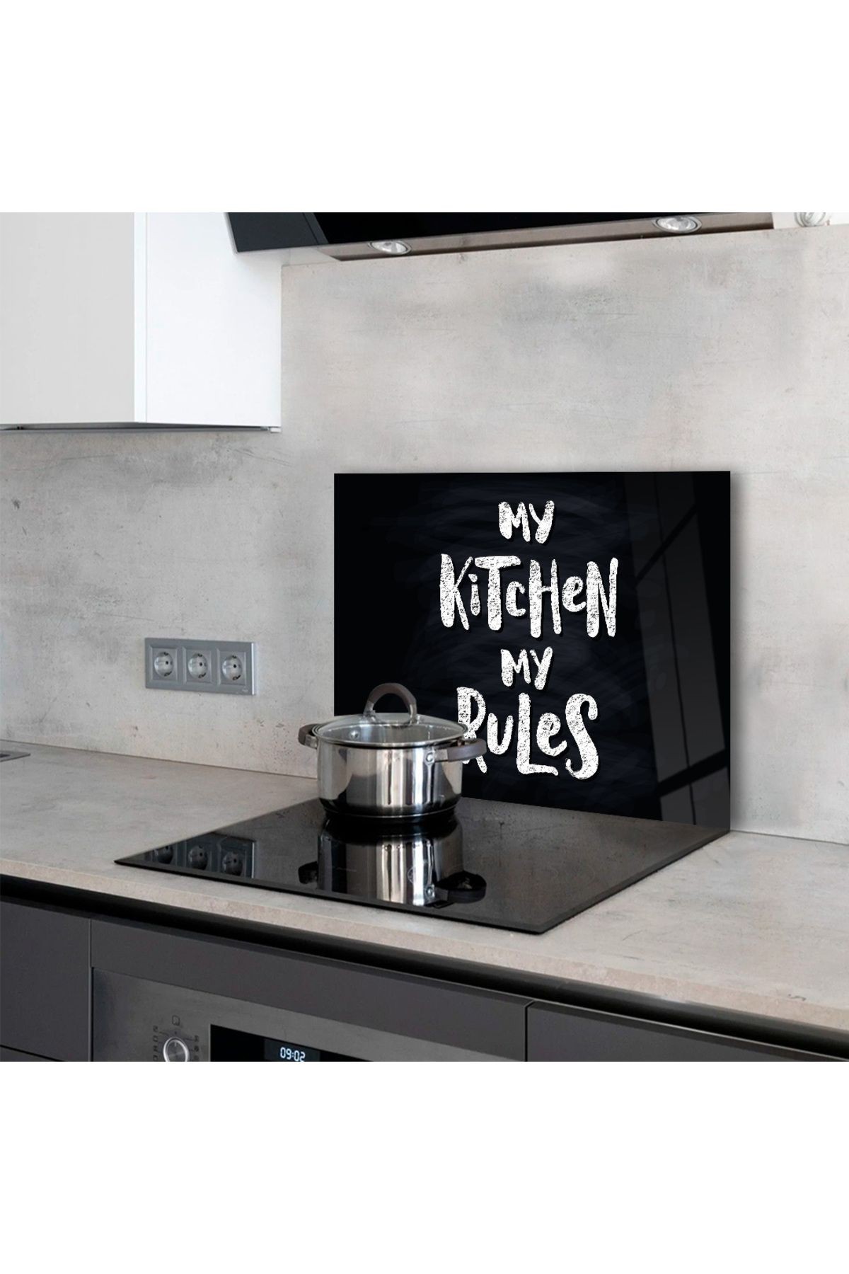 Ocak Arkası Temperli Cam Siyah Arka Planlı "My Kitchen My Rules" Yazılı