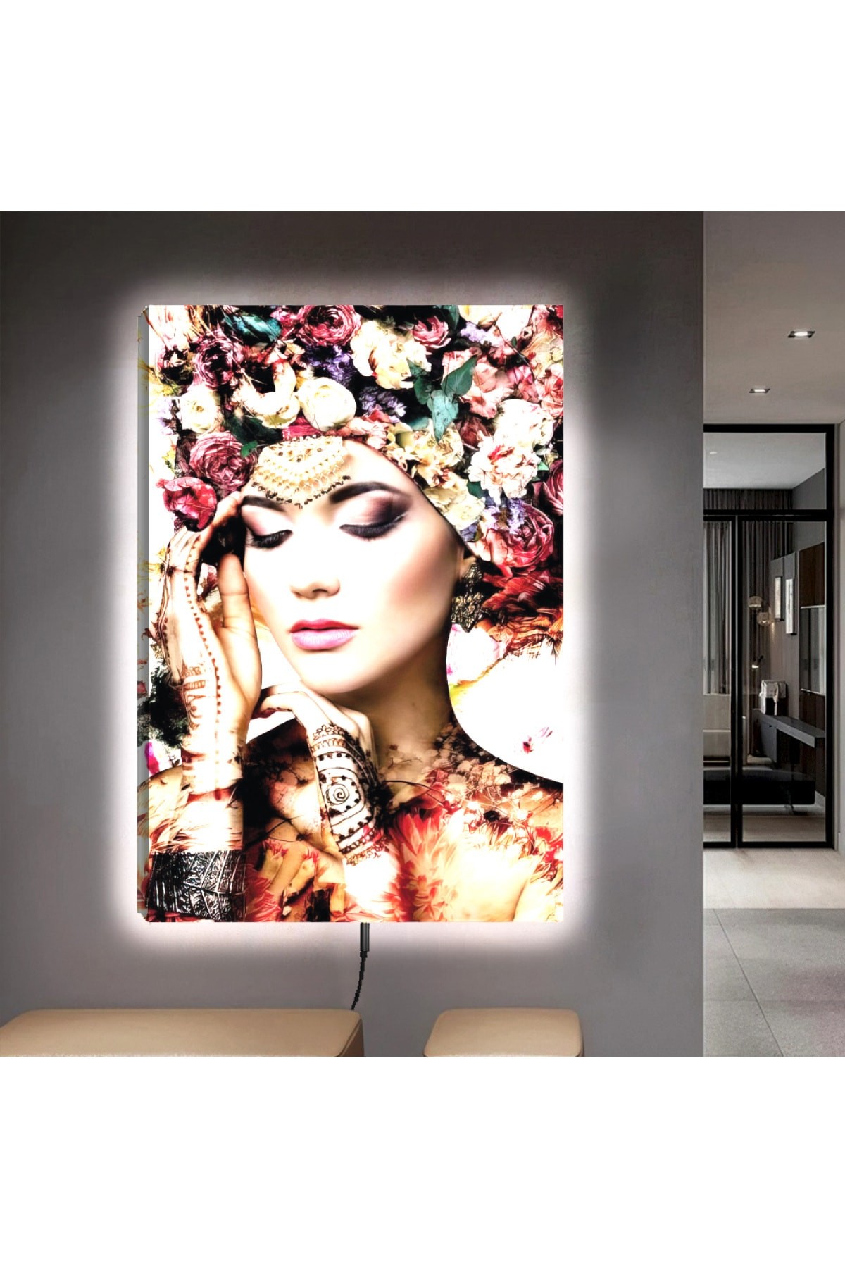 Minimal Ledli Genç Kadın Ahşap Şase Dijital Baskı Kanvas Tablo 90X60Cm