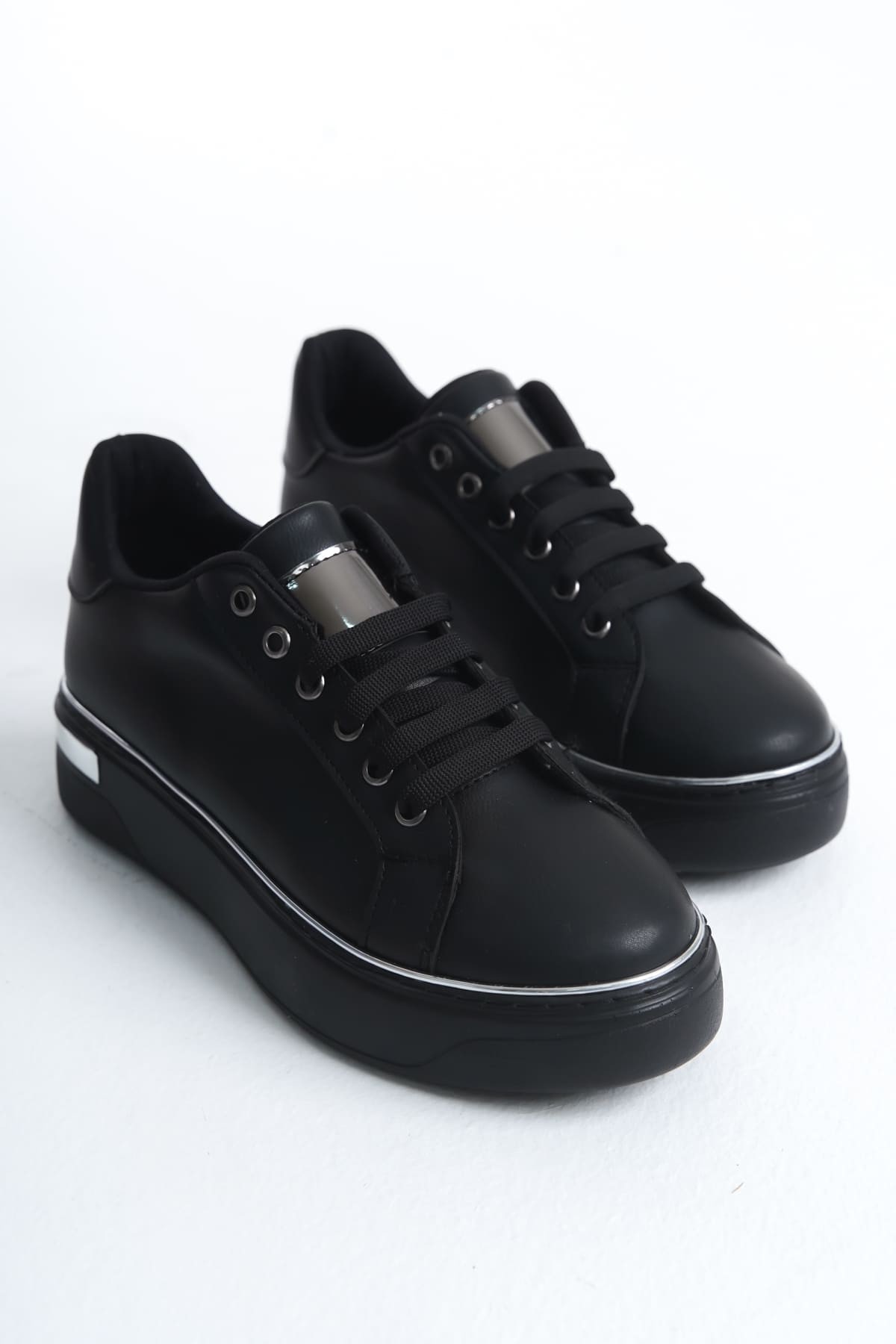 MINA Bağcıklı Ortopedik Taban Kadın Sneaker Spor Ayakkabı ST - Siyah/Gümüş