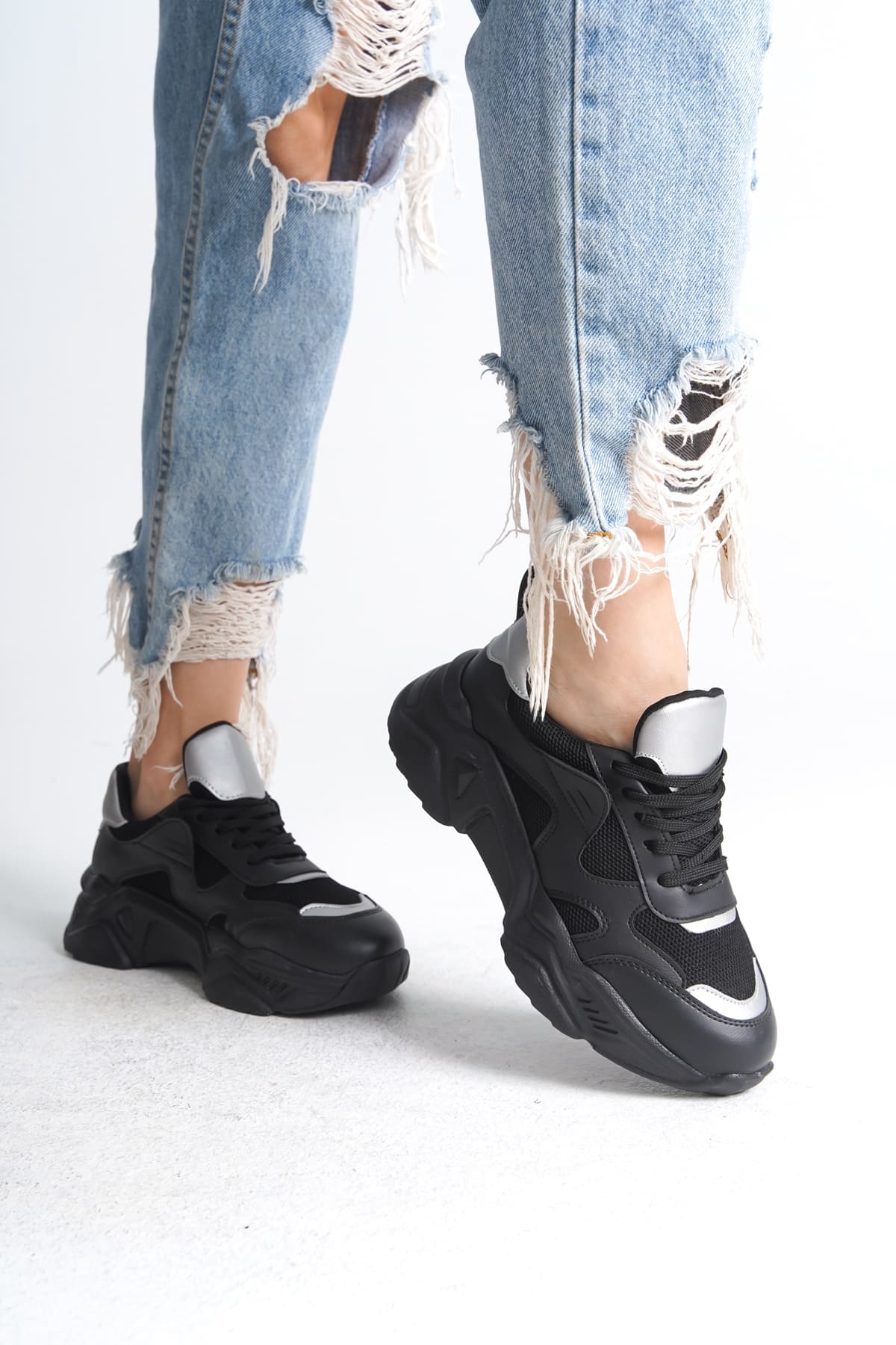 TOKYO Bağcıklı Ortopedik Taban Triko Detaylı Kadın Spor Ayakkabı ST - Siyah/Gri