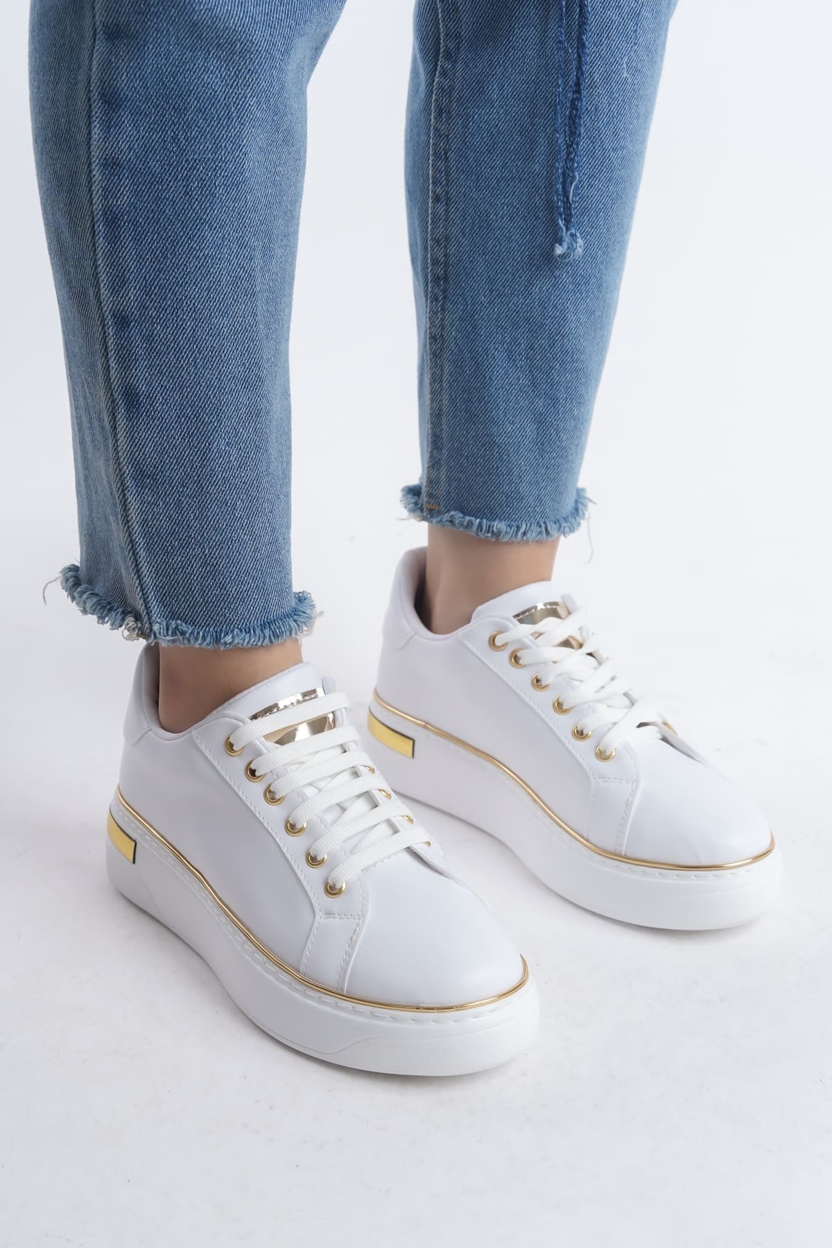 MINA Bağcıklı Ortopedik Taban Kadın Sneaker Spor Ayakkabı BT - Beyaz/Altın