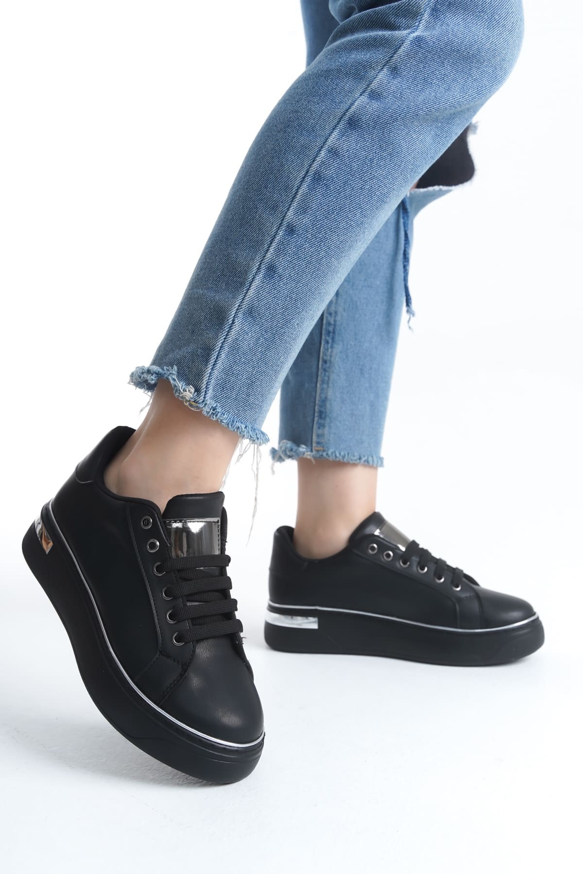 MINA Bağcıklı Ortopedik Taban Kadın Sneaker Spor Ayakkabı ST - Siyah/Gümüş