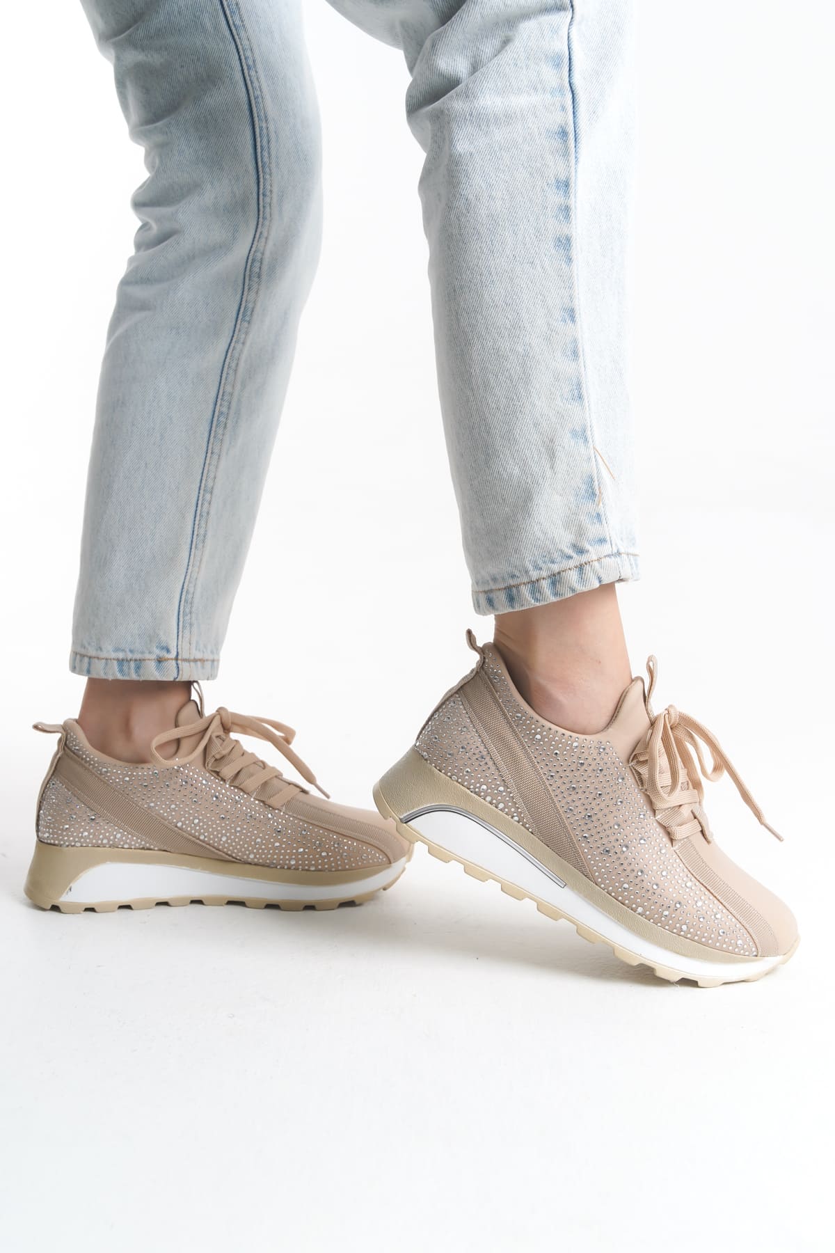 ALYA Bağcıklı Ortopedik Taban Taşlı Kadın Sneaker Spor Ayakkabı BT - Krem